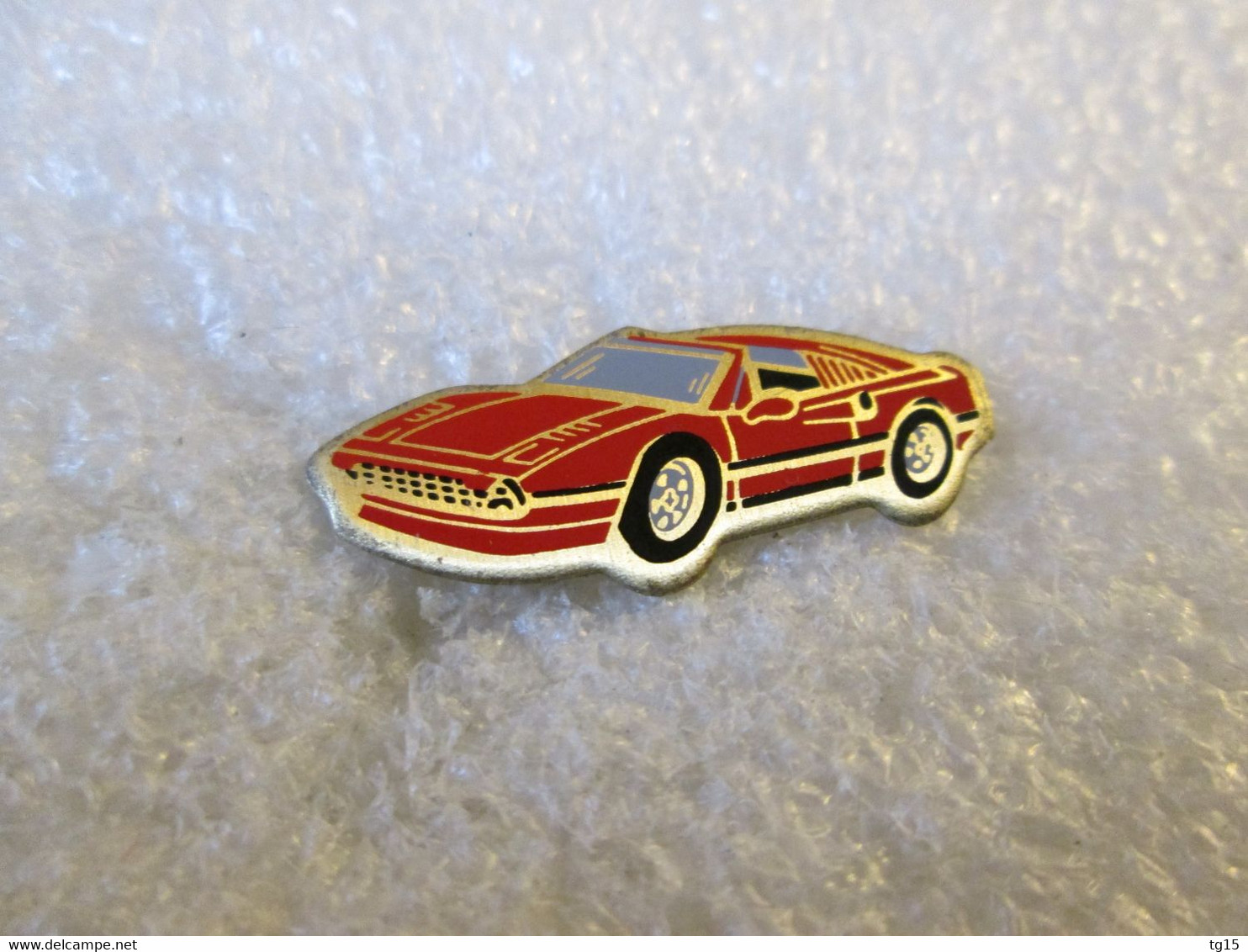 PIN'S    FERRARI   308 - Ferrari