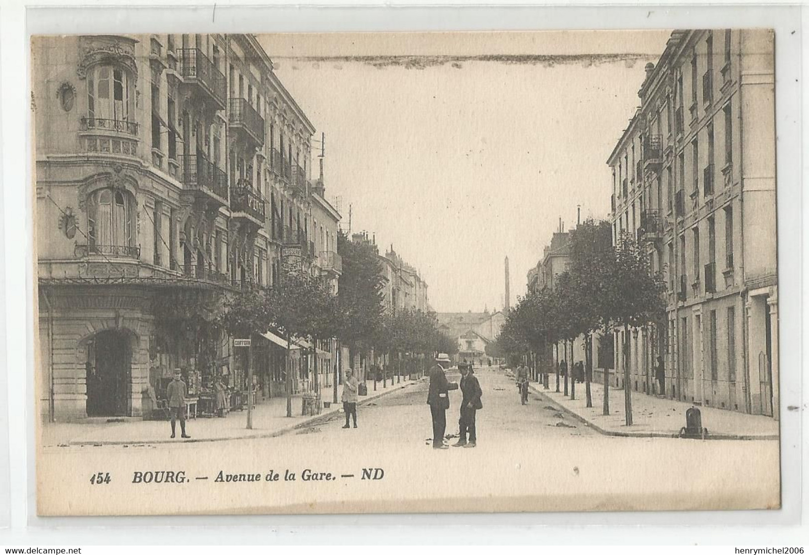 01 Ain Bourg Avenue De La Gare Animée - Otros & Sin Clasificación