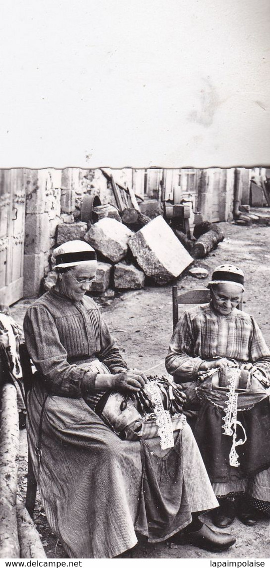 Photographie Haute Loire Le Puy En Velay Dentellière Dans La Rue  Réf 4203 - Places