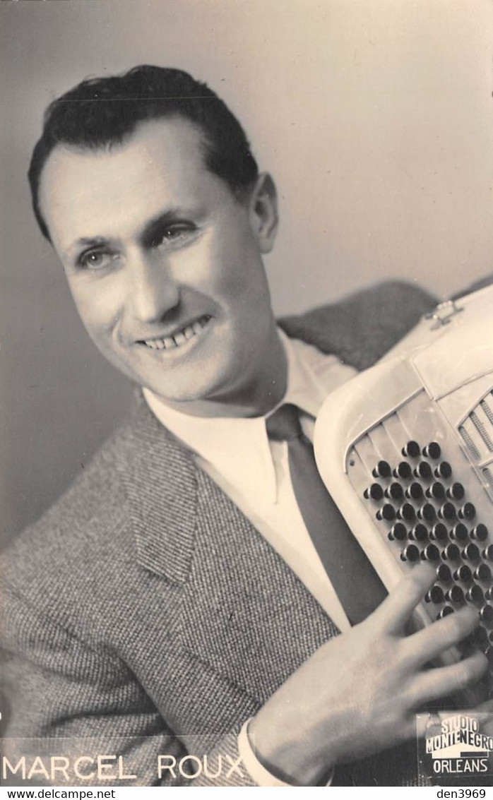 ACCORDEONISTE Marcel Roux - Studio Montenegro, Orléans - Cantanti E Musicisti