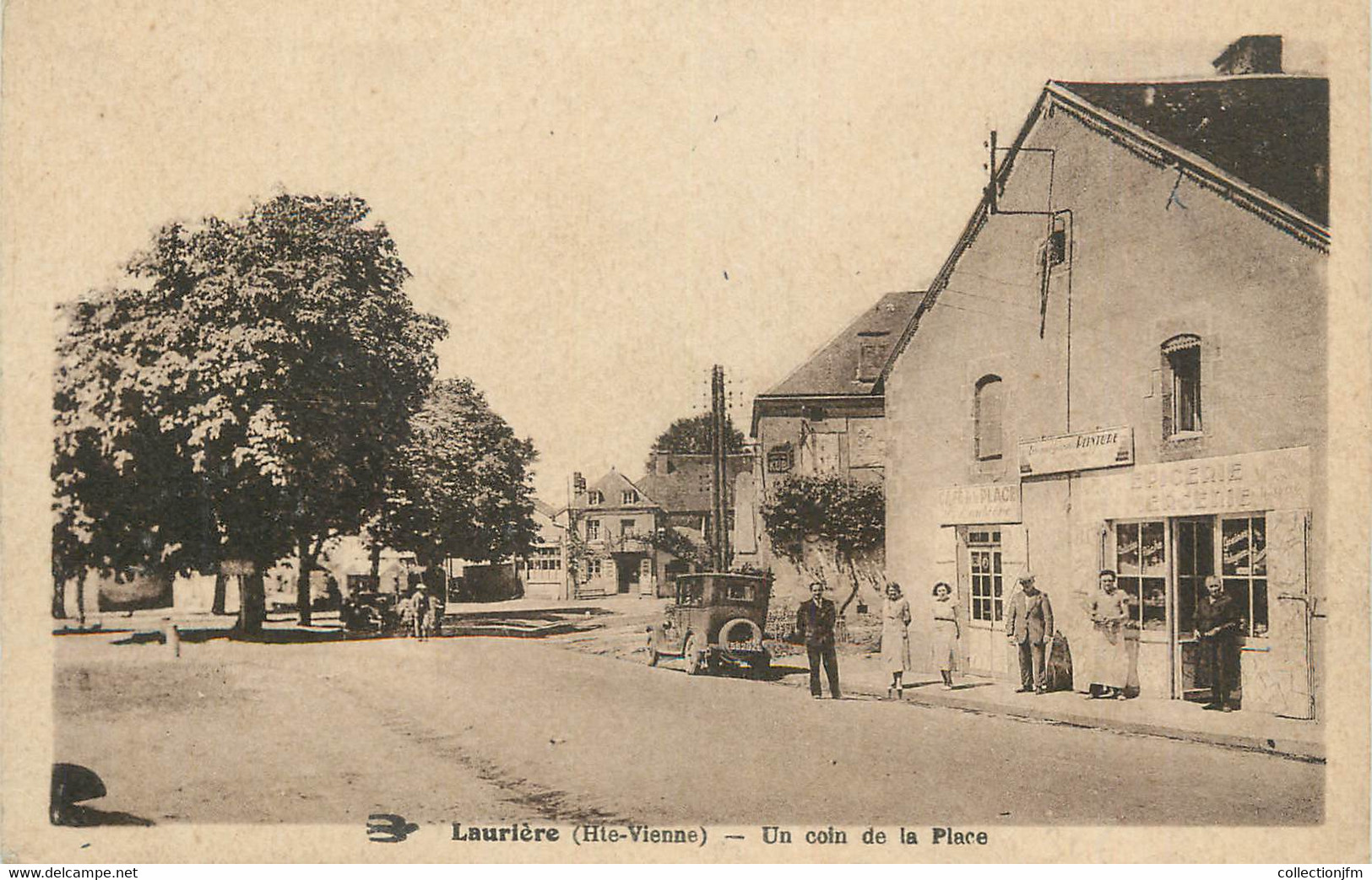 .CPA FRANCE 87 " Laurière, Un Coin De La Place " - Lauriere