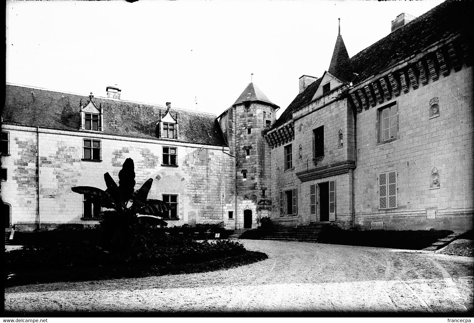 PN - 240 - INDRE ET LOIRE - LA GUERCHE - Le Chateau - Original Unique - Plaques De Verre