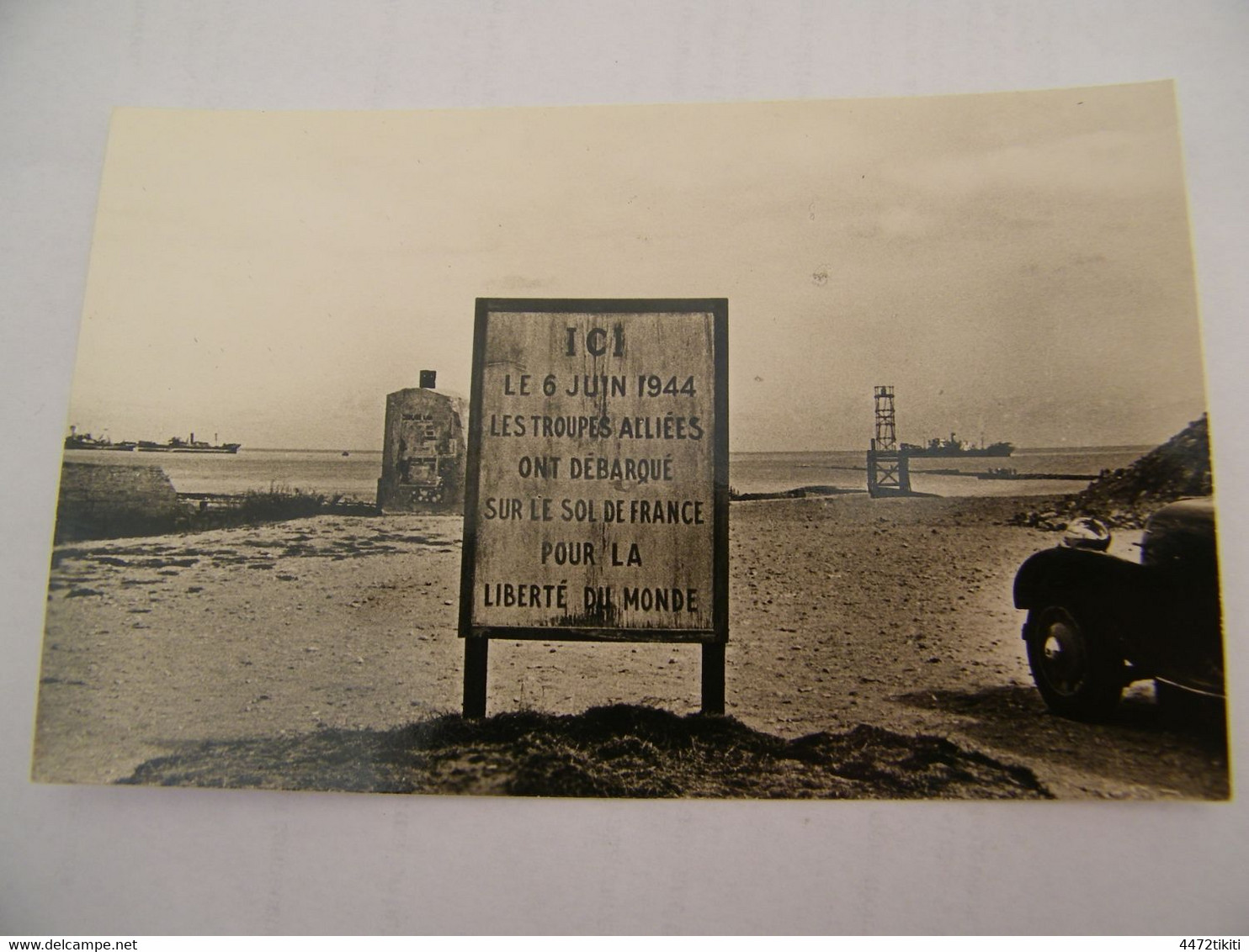 CPA - Carte Photo - Courseulles Sur Mer (14) - Juno Beach - Plaque Commémorative  - 1944 - SUP - (ER 64) - Courseulles-sur-Mer