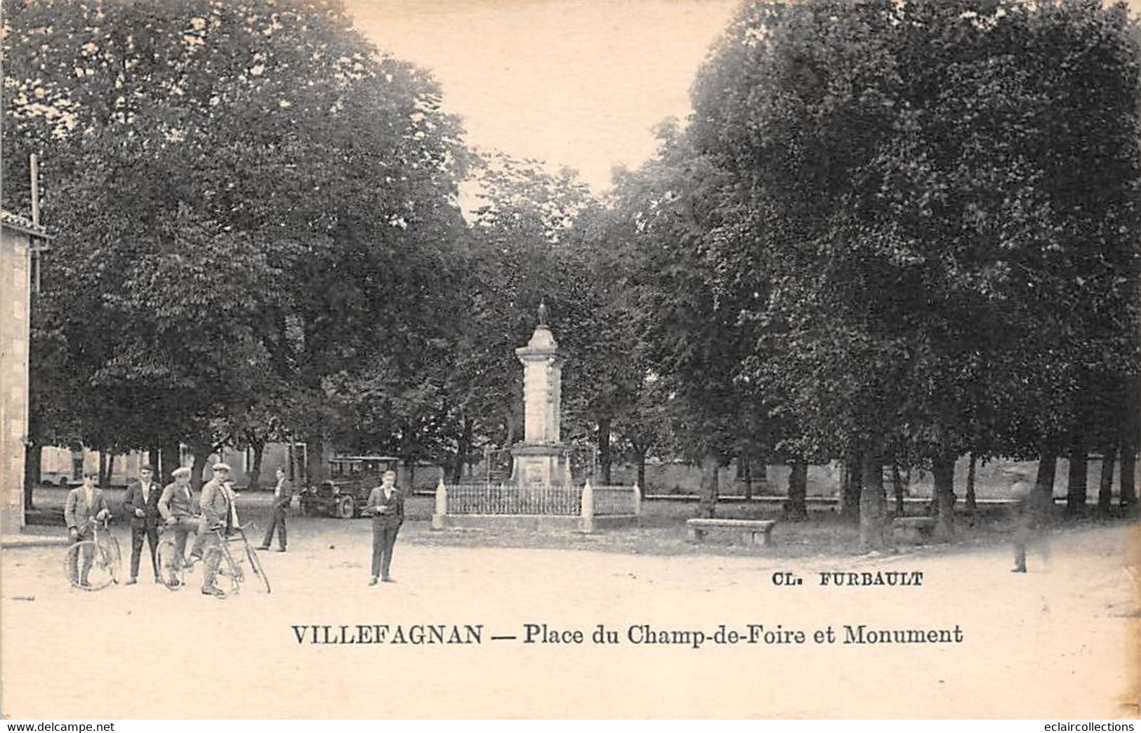 Villefagnan        16      Place Du Champ De Foire     (voir Scan) - Villefagnan