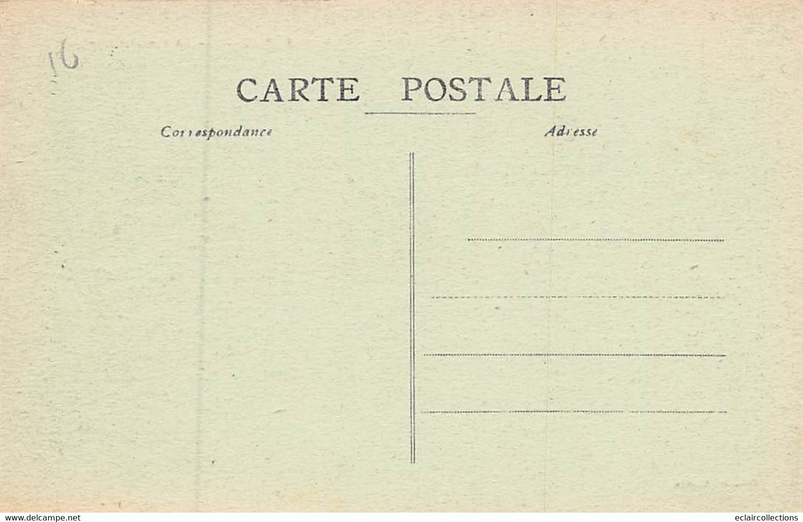 Réparsac         16        La Place Et L'église            (voir Scan) - Autres & Non Classés