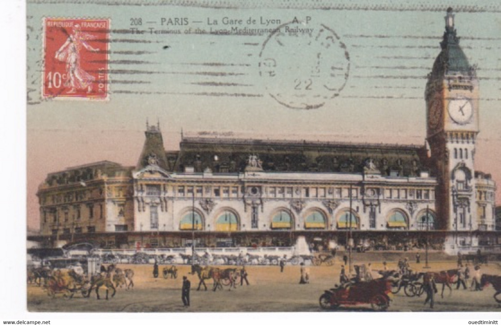 Paris Gare De Lyon Véhicules Anciens Et Divers Attelages. - Stations Without Trains