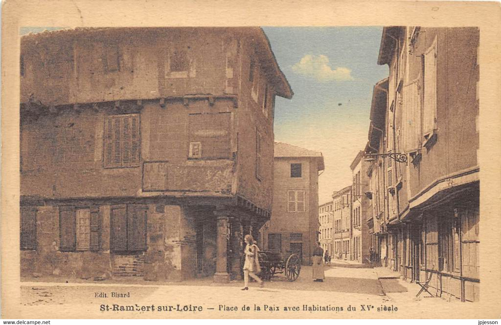 LOIRE  42  SAINT RAMBERT SUR LOIRE - PLACE DE LA PAIX AVEC HABITATIONS DU XV° SIECLE - Saint Just Saint Rambert