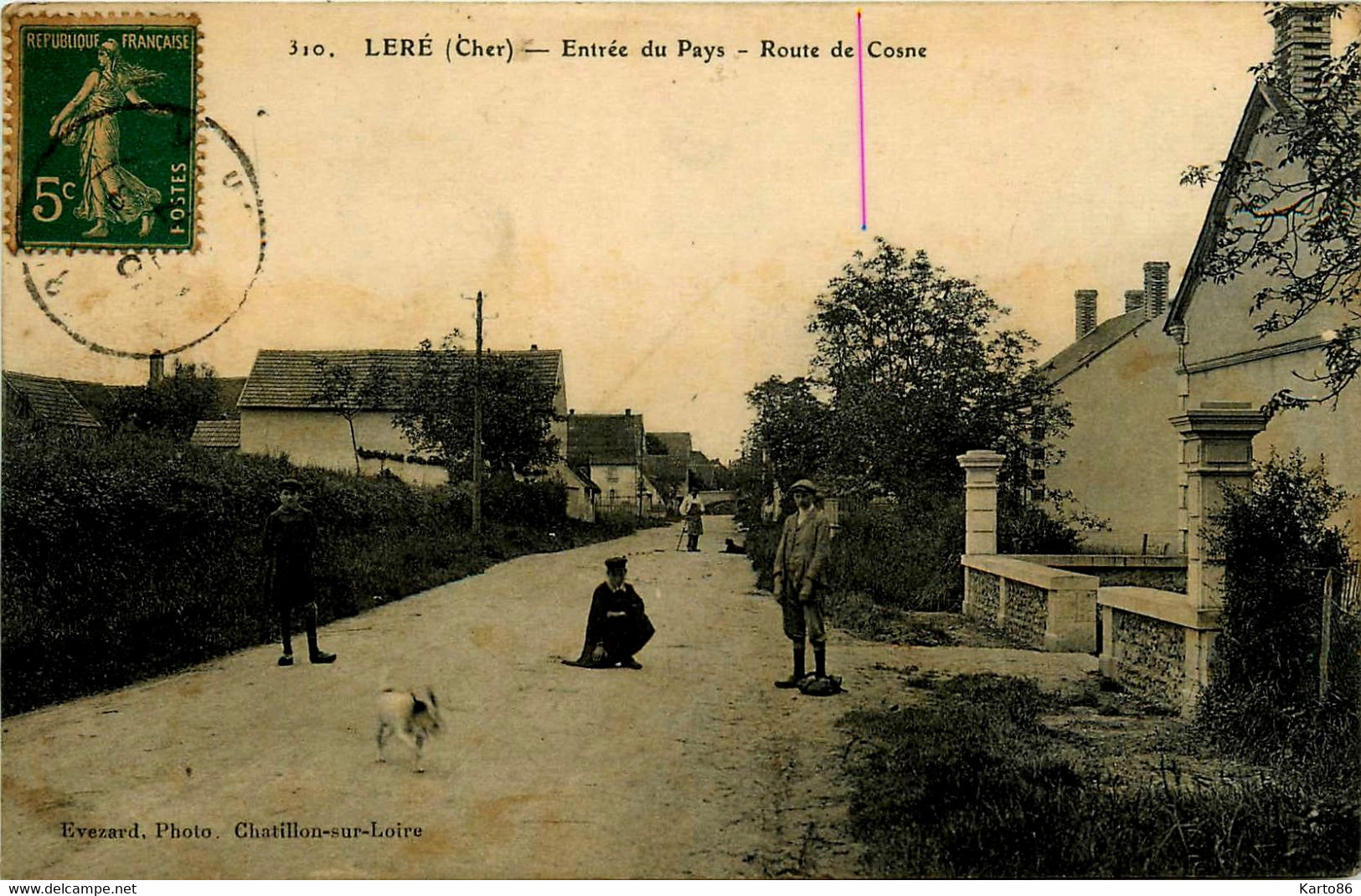 Leré * La Route De Cosne * Villageois - Lere