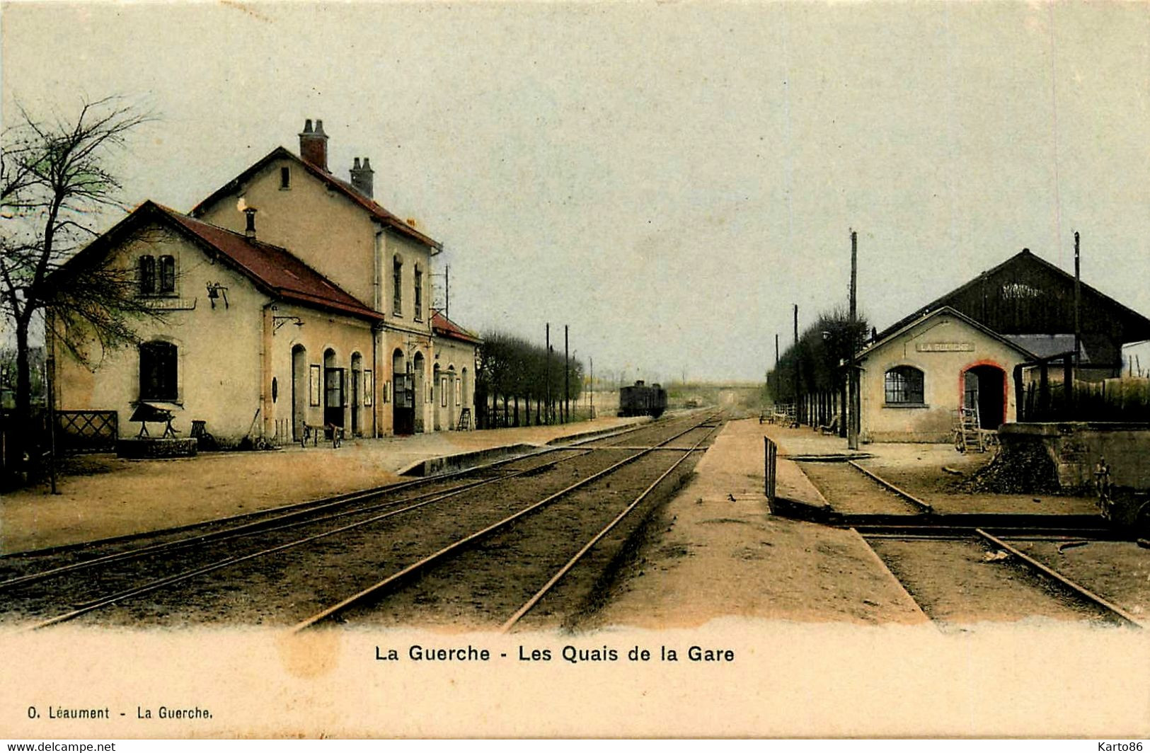 La Guerche * Les Quais De La Gare * Ligne Chemin De Fer Du Cher - La Guerche Sur L'Aubois