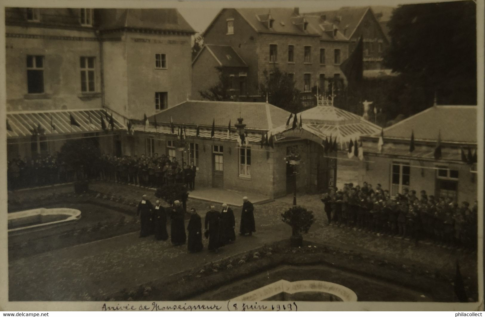 Carlsbourg (Paliseul) Carte Photo // Arrivee De Monseigneur 8 Juin 1919 // Send 1920 - Paliseul
