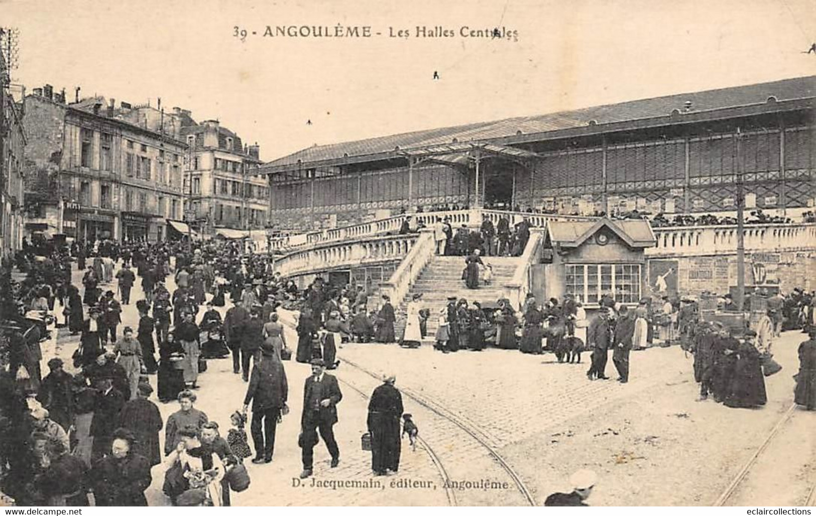 Angoulême         16        Les Halles Centrales     N°39     (voir Scan) - Angouleme