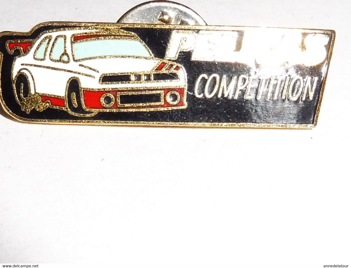 Pin's D'identification Pour Rallye Concurent PELRAS COMPETITION  , Identification Gravée Dans Le Métal , Au Dos  . - Rallye