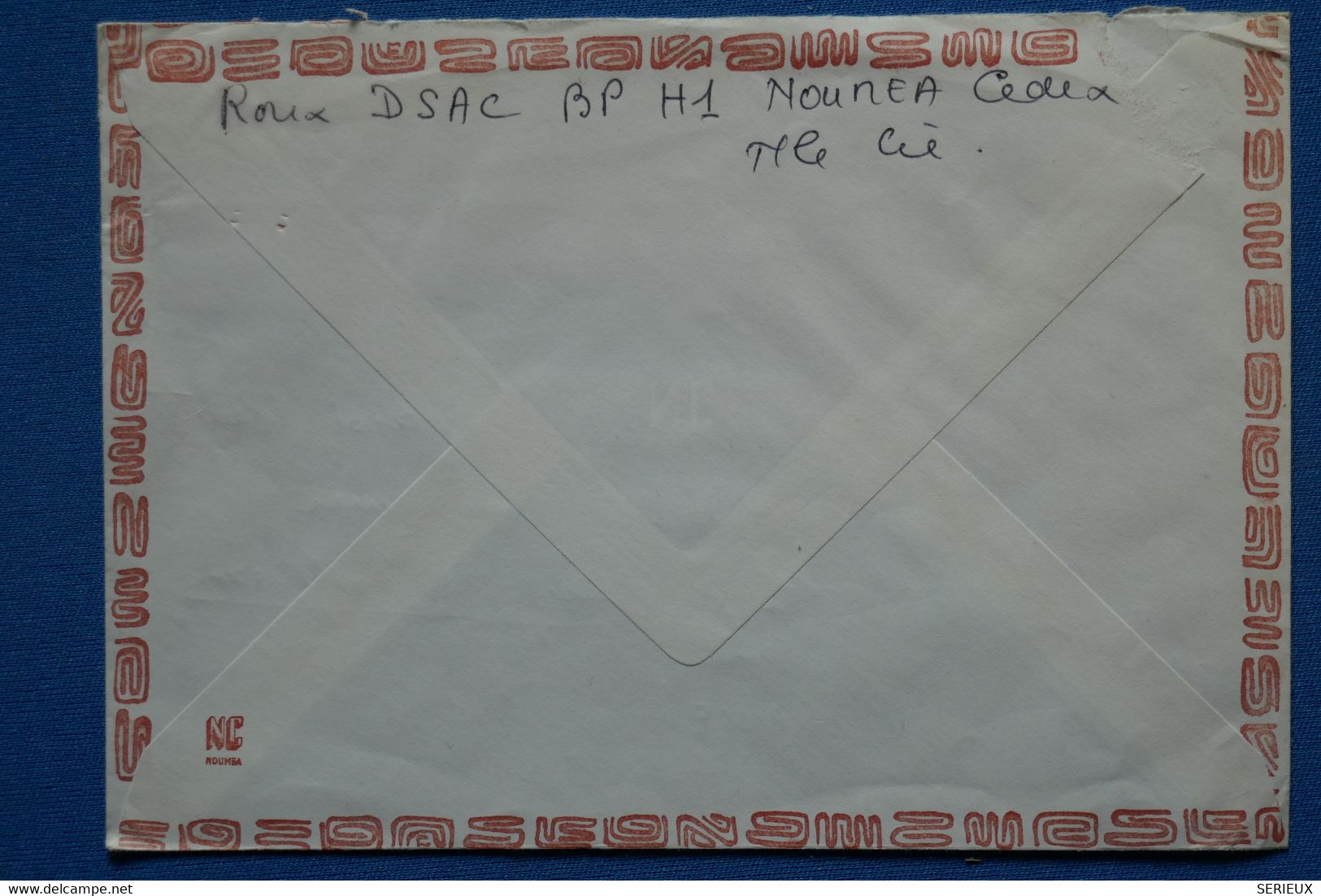 Q3 NOUVELLE CALEDONIE BELLE LETTRE 1975 NOUMEA POUR ISSY LES MOULINEAUX FRANCE + AFFRANCH. PLAISANT - Storia Postale