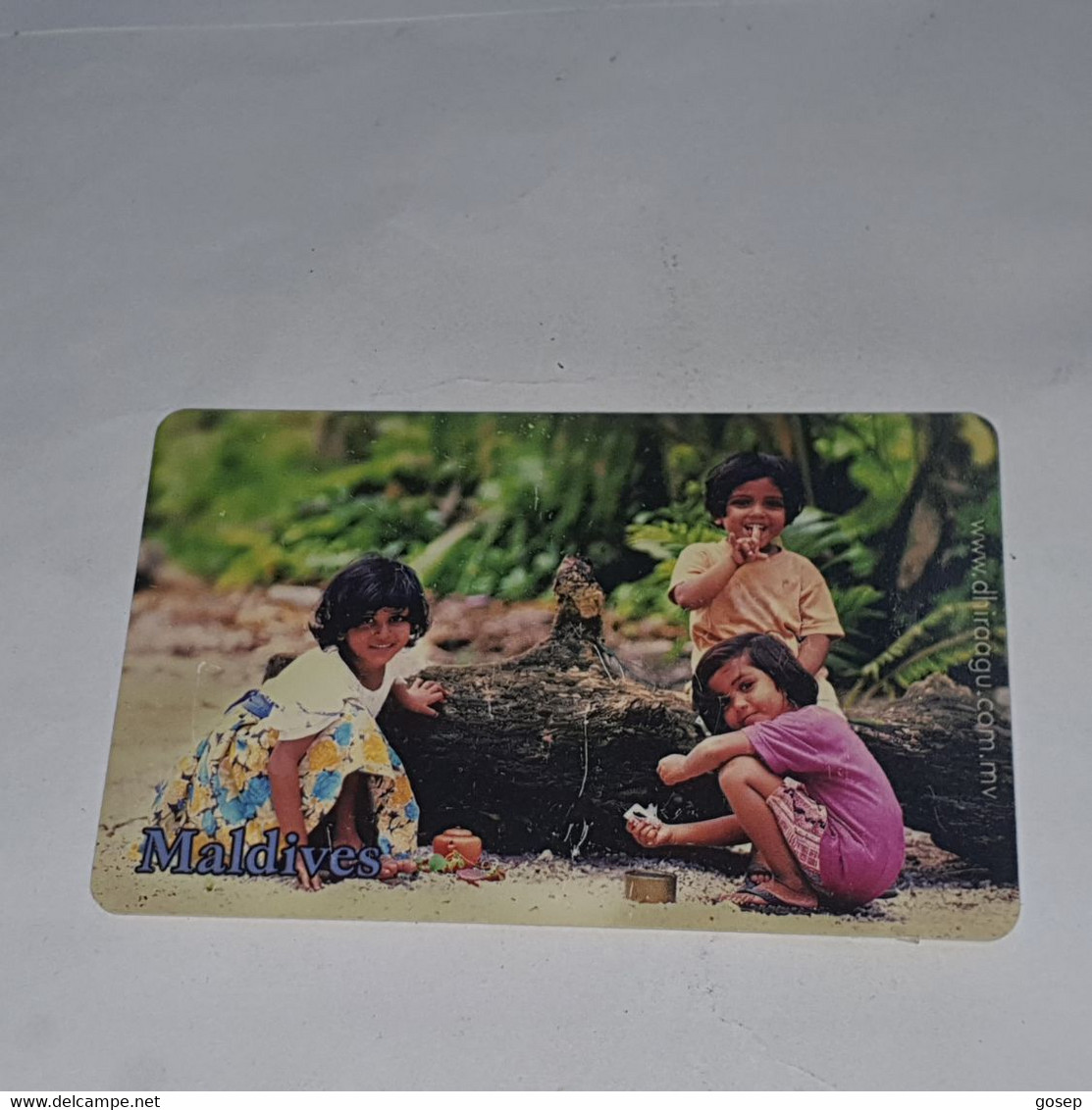 Maldives-(MLD-24-MAL-C-24)-three Girls-(28)-(RF50)-(2002029900949758)-used Card+1card Prepiad Free - Maldive