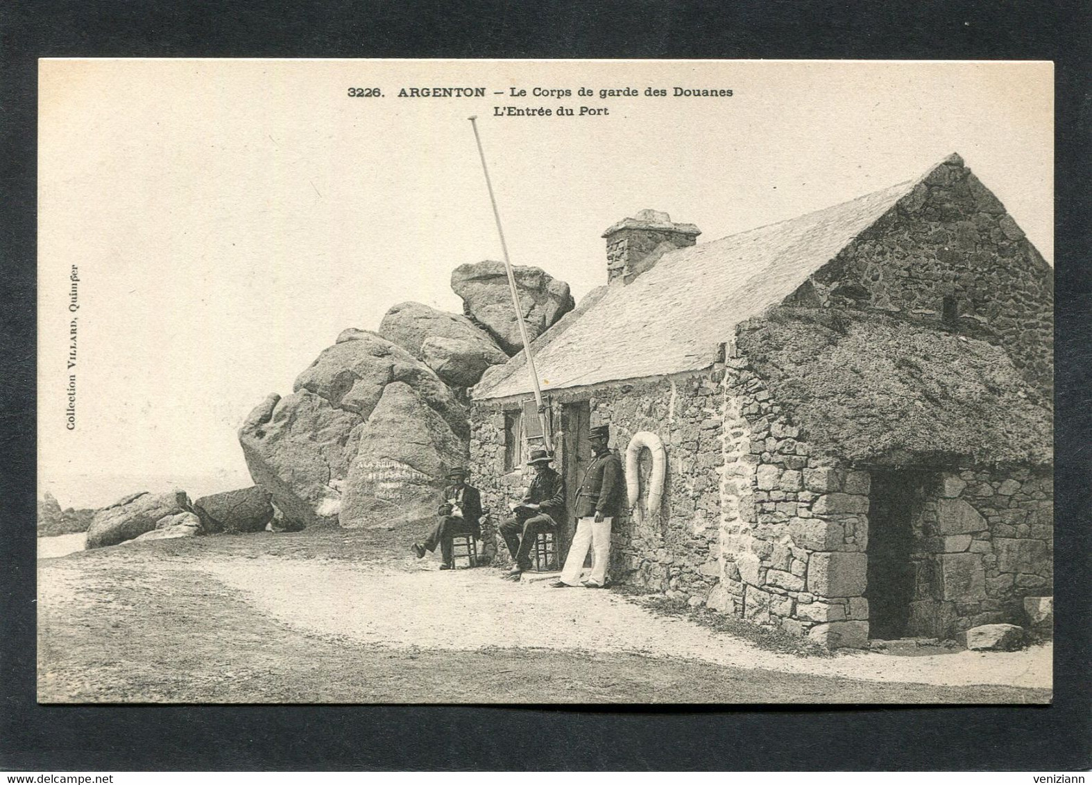 CPA - Karten Bost - ARGENTON - Le Corps De Garde Des Douane - L'Entrée Du Port, Animé  (dos Non Divisé) - Autres & Non Classés