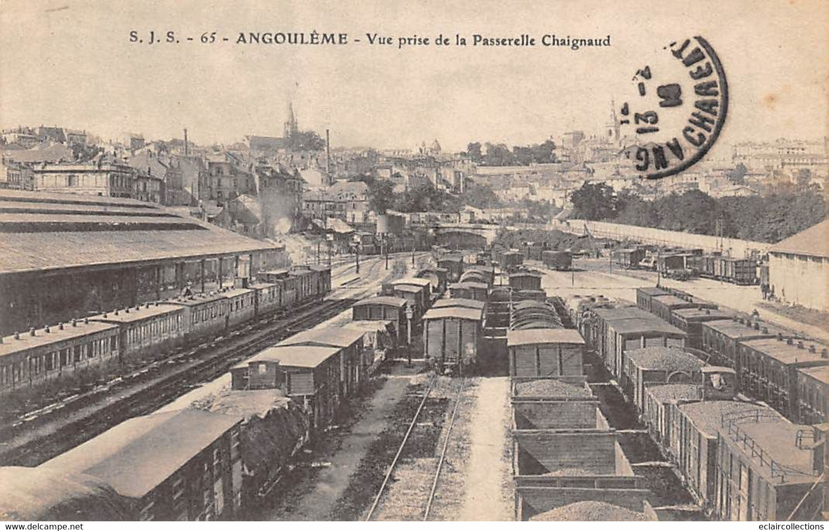 Angoulême         16         Vue Prise De La Passerelle Chaignaud.  Train   N° SJS 65 (voir Scan) - Angouleme