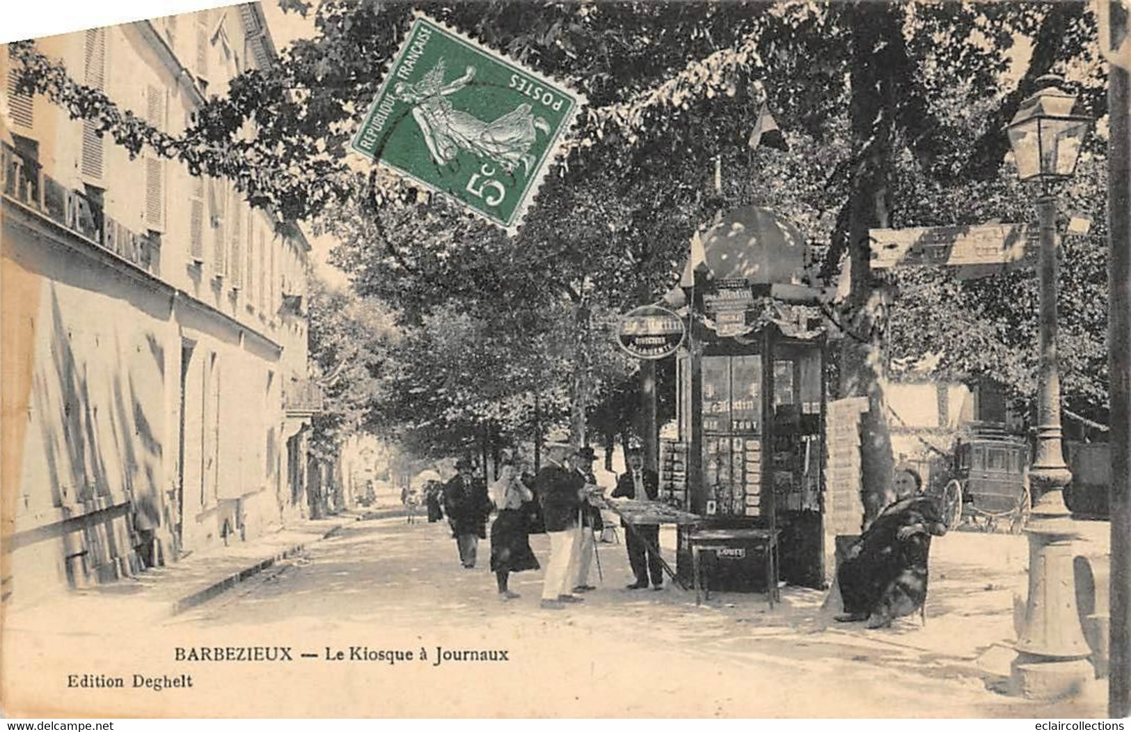 Barbezieux          16        Kiosque A Journaux Et De Cartes Postales    (voir Scan) - Otros & Sin Clasificación