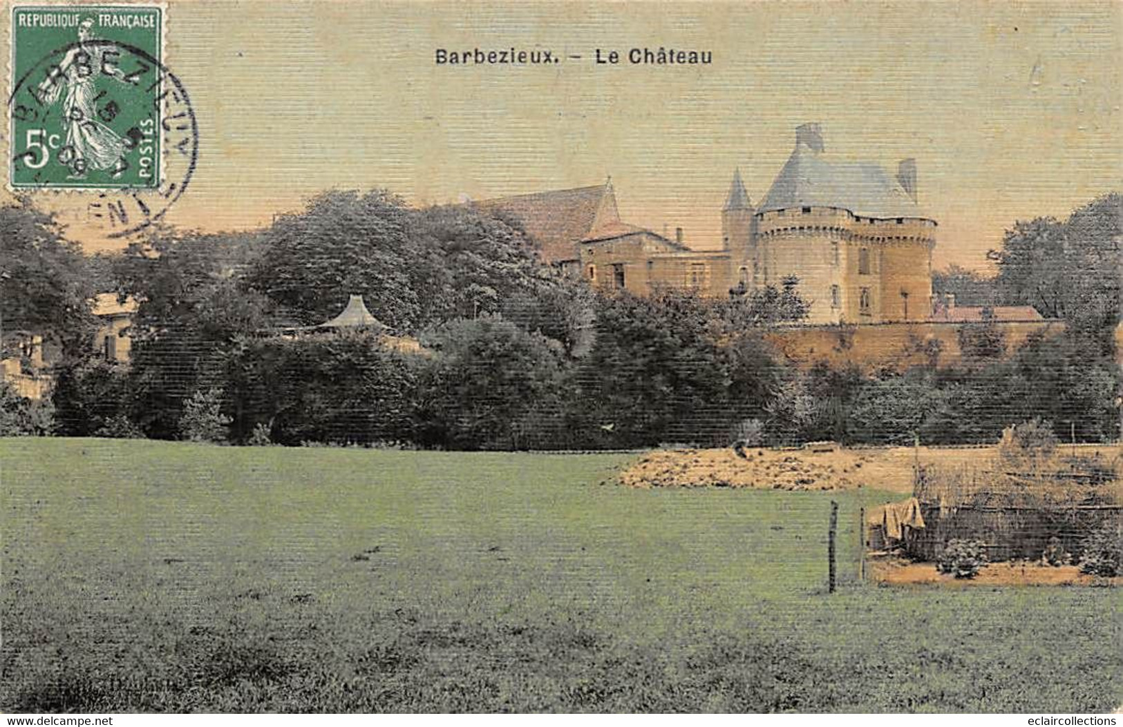 Barbezieux          16         Le Château. Couleur Et Toilée            (voir Scan) - Autres & Non Classés