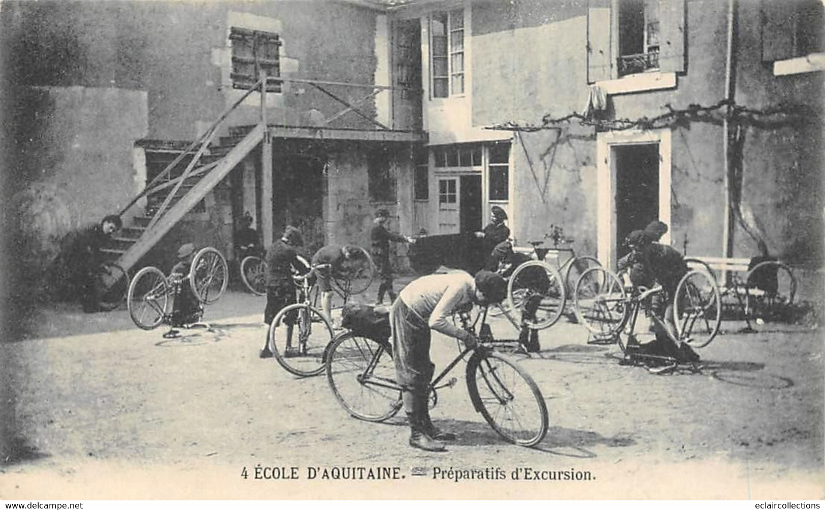 Chalais            16       Ecole D'Aquitaine. Préparatifs D'excursion à Vélo    (voir Scan) - Andere & Zonder Classificatie