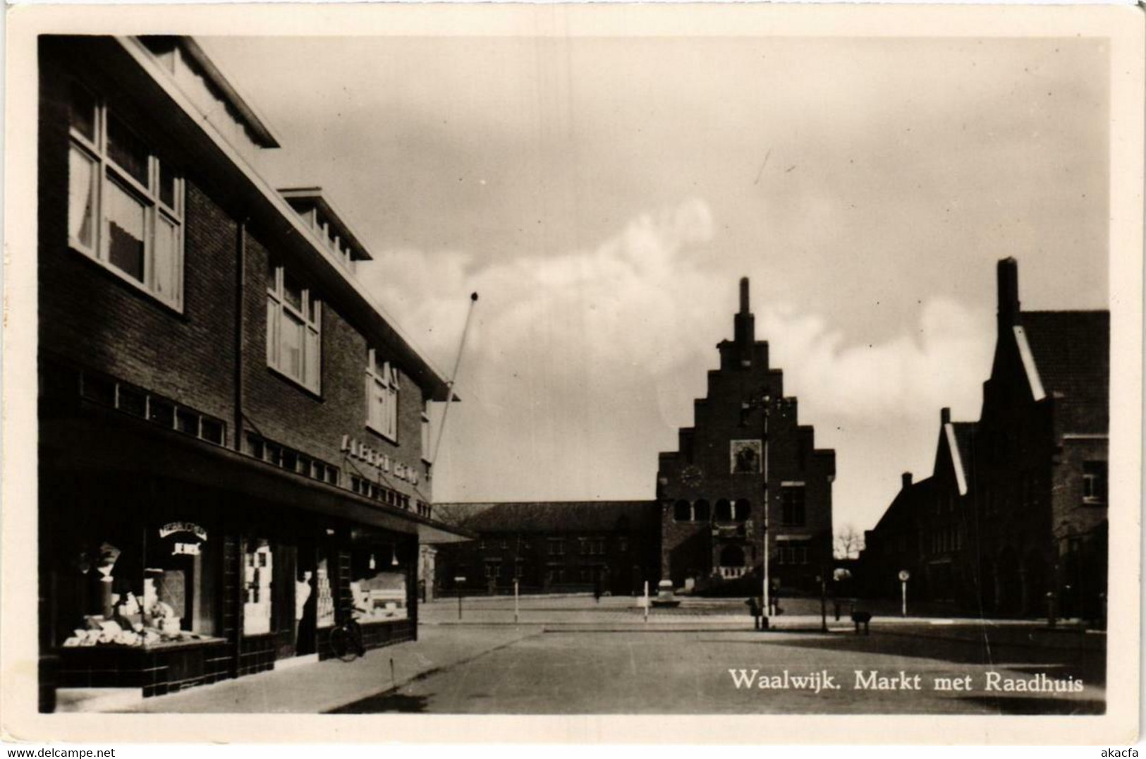 CPA AK Waalwijk Markt Met Raadhuis NETHERLANDS (728571) - Waalwijk