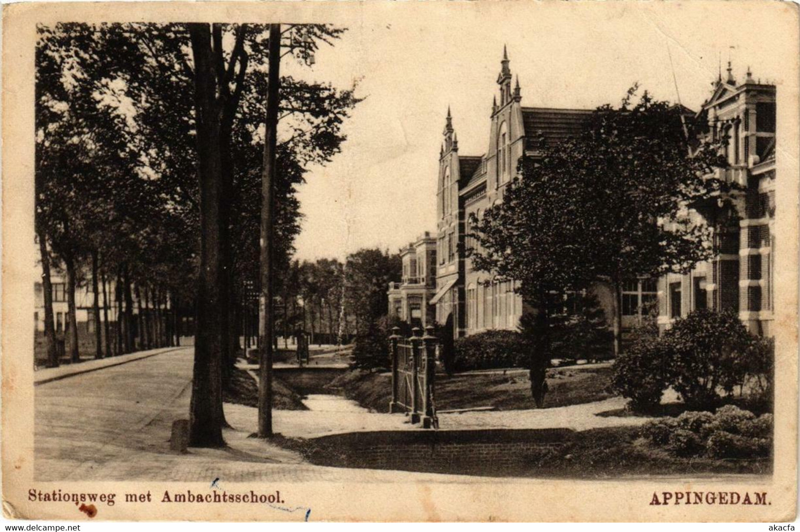 CPA AK APPINGEDAM Stationsweg Met Ambachtsschool NETHERLANDS (706193) - Appingedam