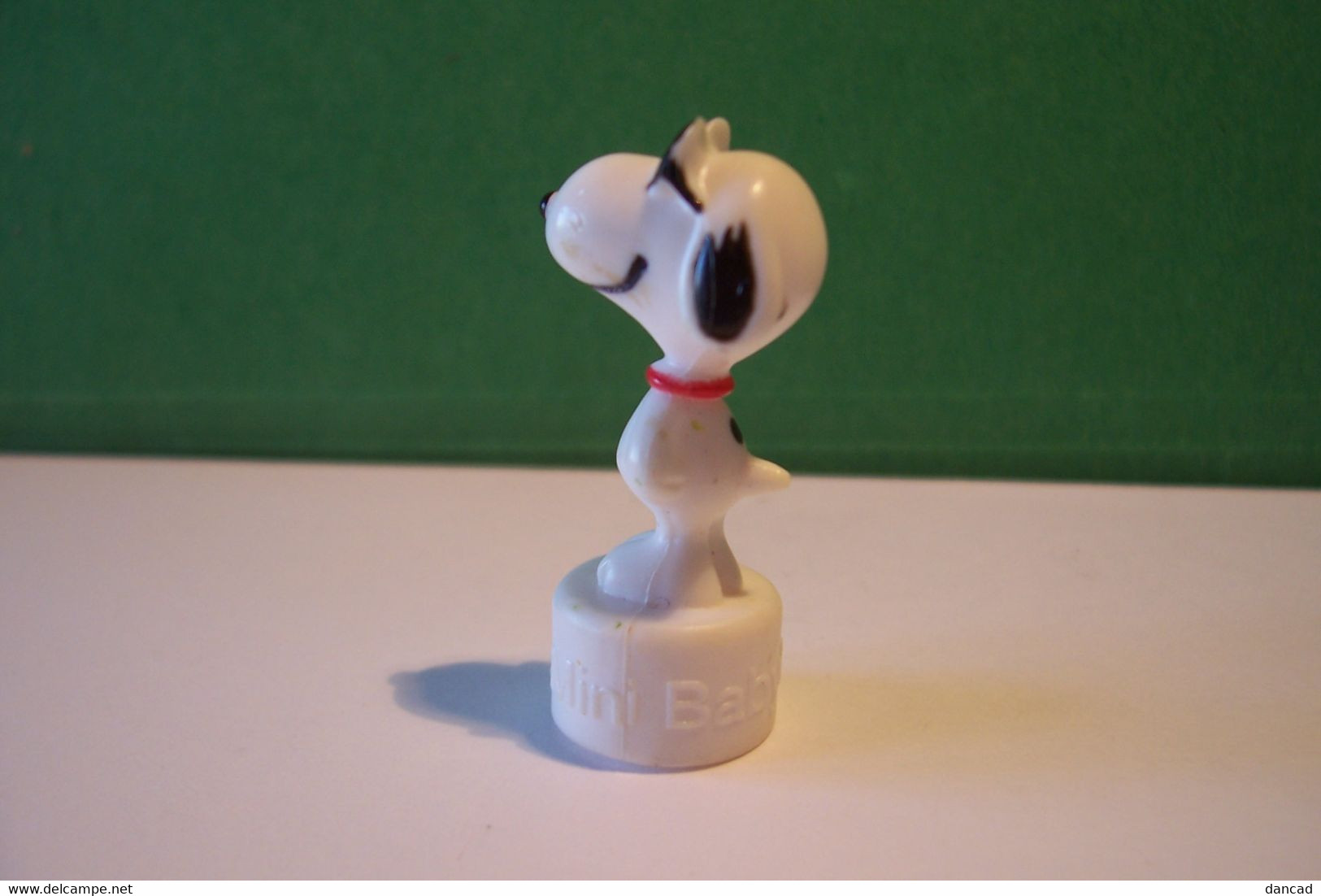 SNOOPY - EMBOUT DE CRAYON - PUBLICITE  " BABYBEL " - LUNETTES DE SOLEIL - Snoopy