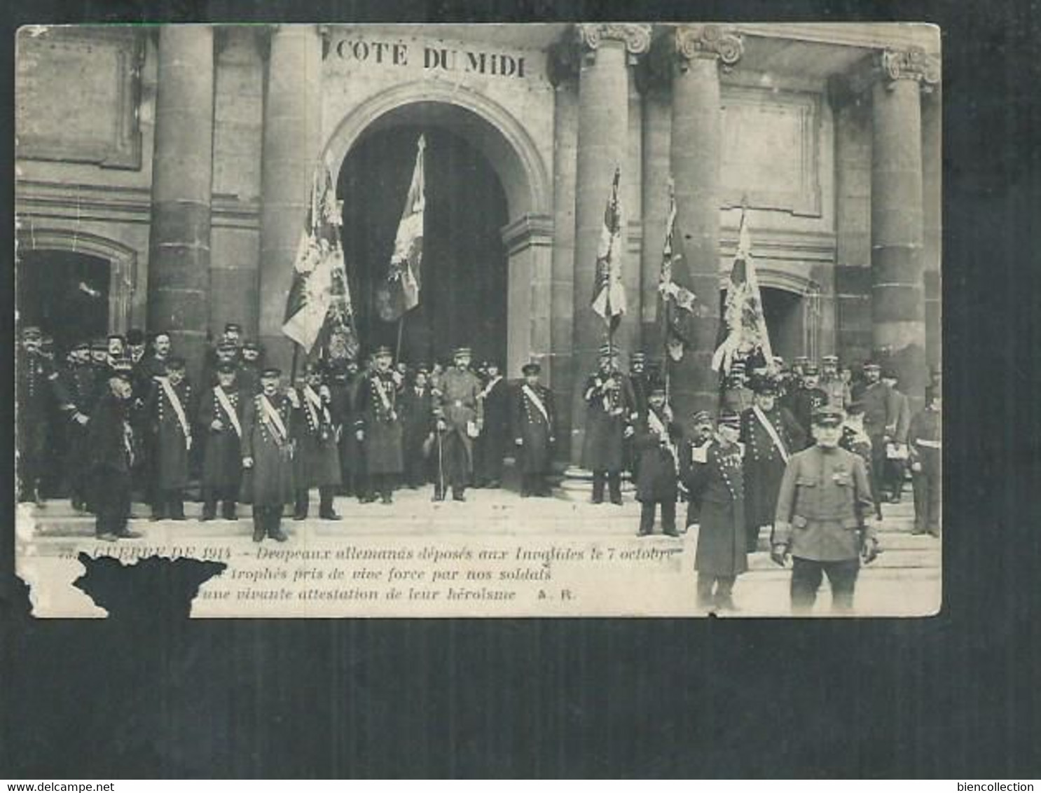 Vignette Croix Rouge Secours Aux Bléssés Militaires Sur Carte Postale - Rode Kruis