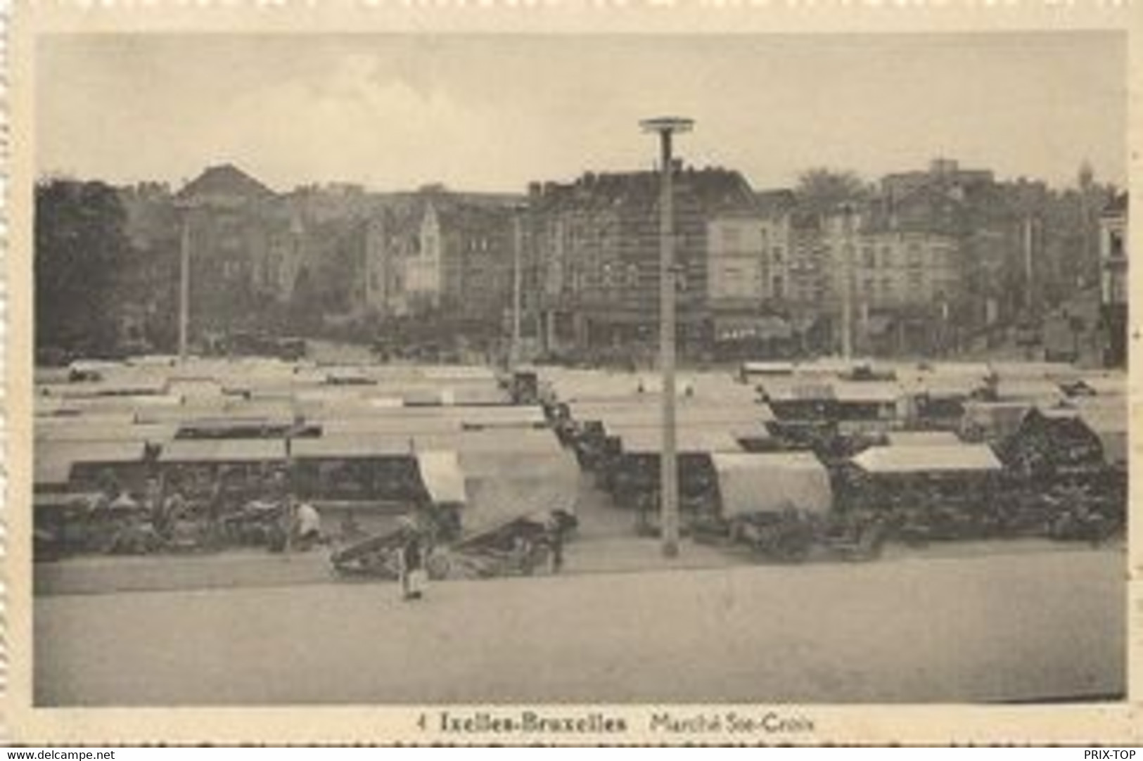 REF3967/ CP-PK Ixelles-Bruxelles Marché Place Sainte - Croix (Flagey)   Animée MINT - Mercati