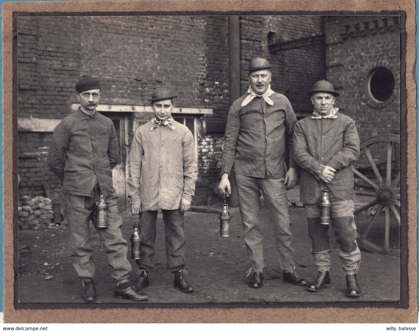 +++ Photo Sur Carton - Foto - RUYSBROECK - RUISBROEK - Mineurs - Mine - Charbonnage  // - Sint-Pieters-Leeuw