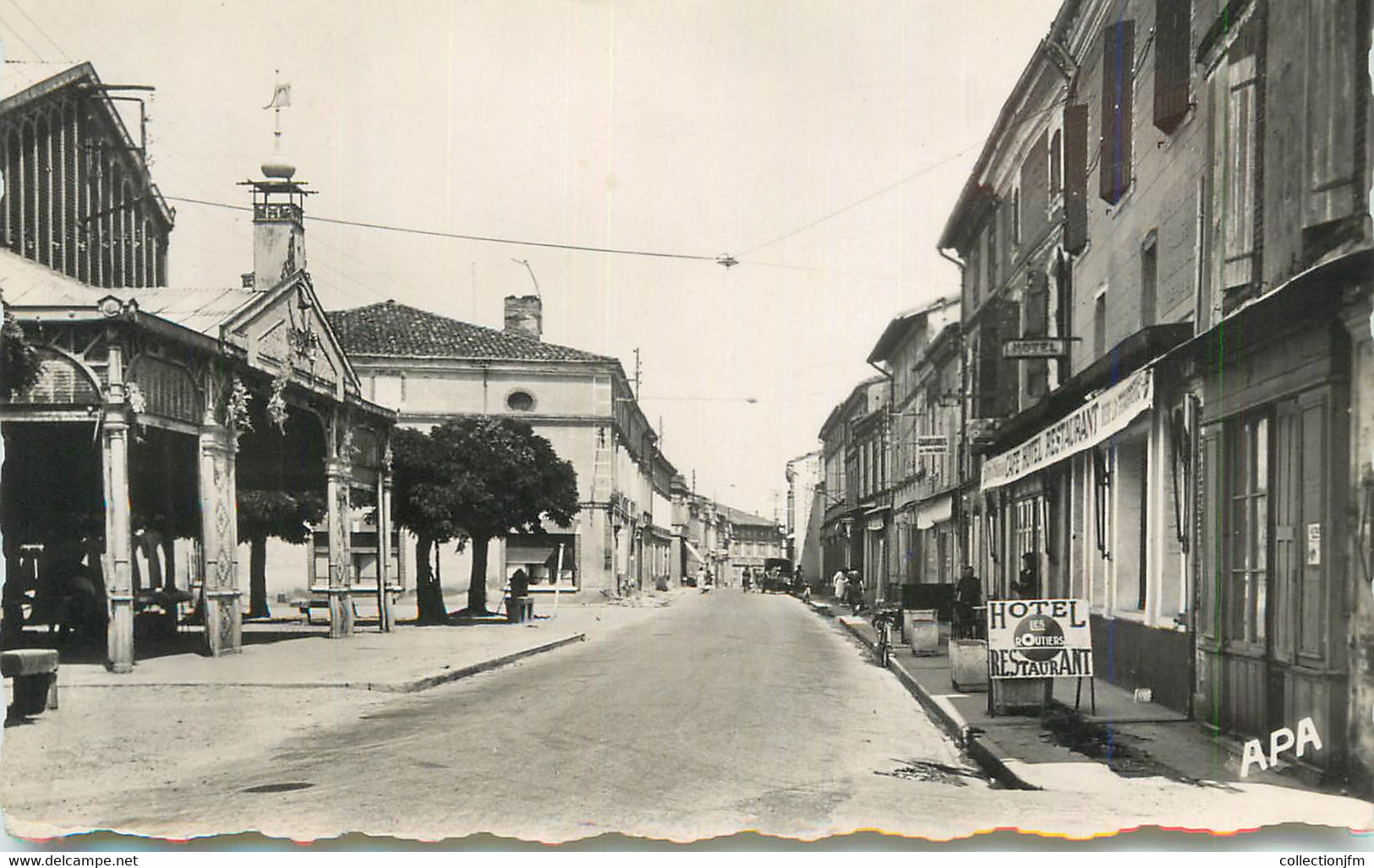 CPSM FRANCE 82 " Grisolles, Rue Adrien Hébrard". - Grisolles