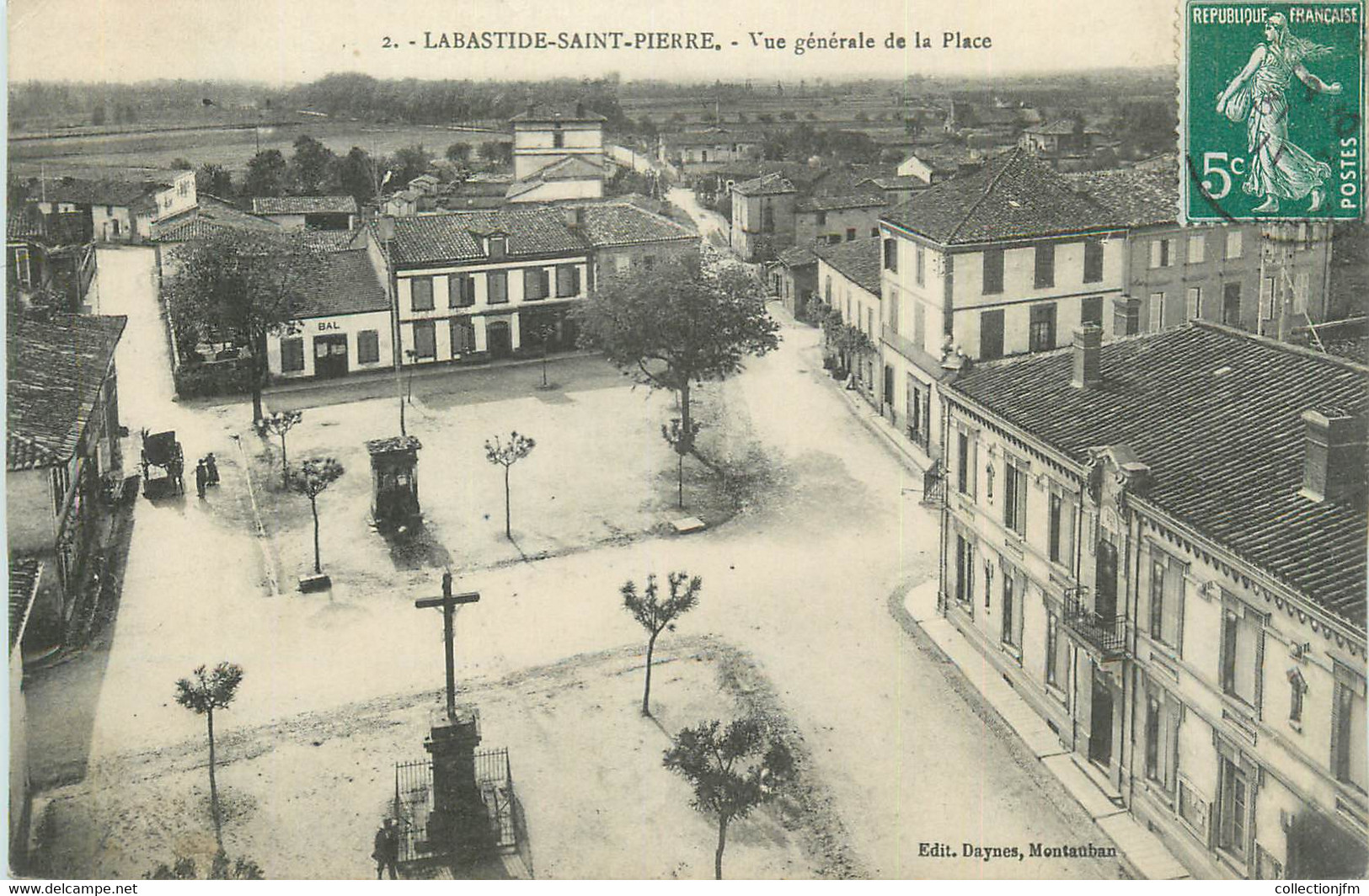 CPA FRANCE 82 "Labastide St Pierre, Vue Générale Et La Place". - Labastide Saint Pierre