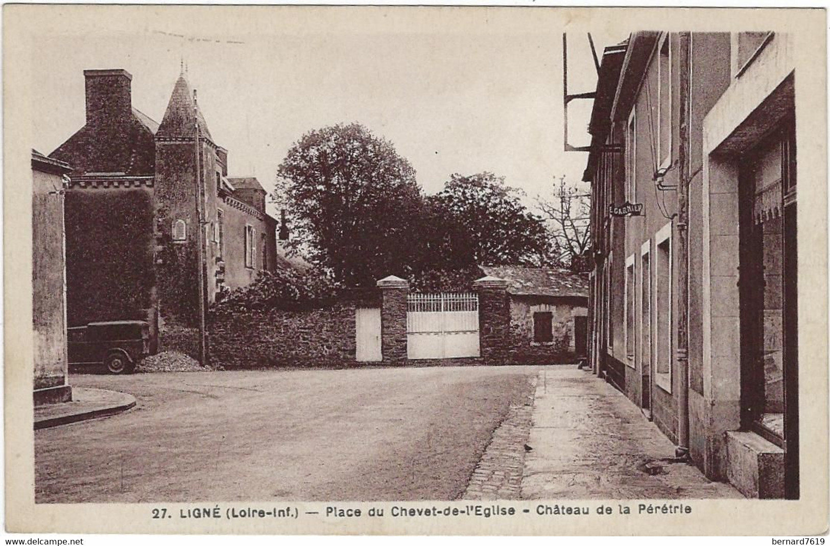 44   Ligne  -  Place Du Chevet De L'eglise -   Chateau De La Peretrie - Ligné
