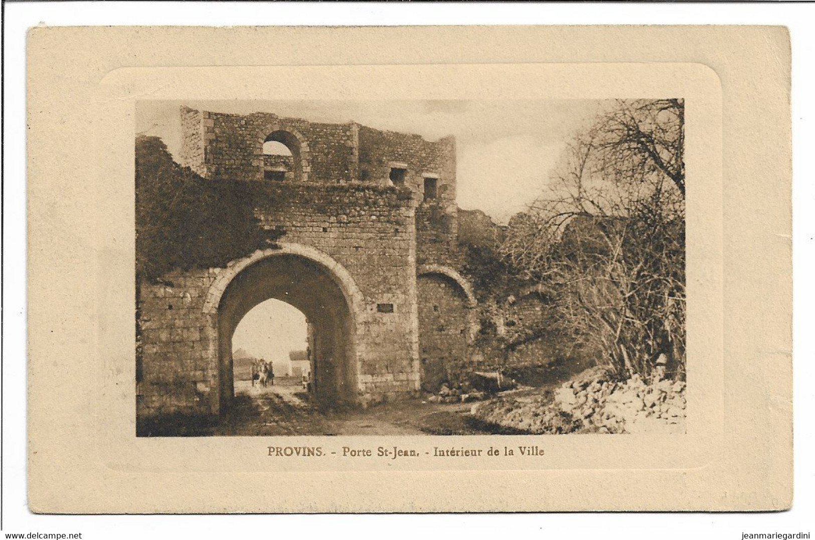 CPA 77 PROVINS PORTE ST JEAN INTERIEUR DE LA VILLE A VERNANT EDIT    TBE - Provins