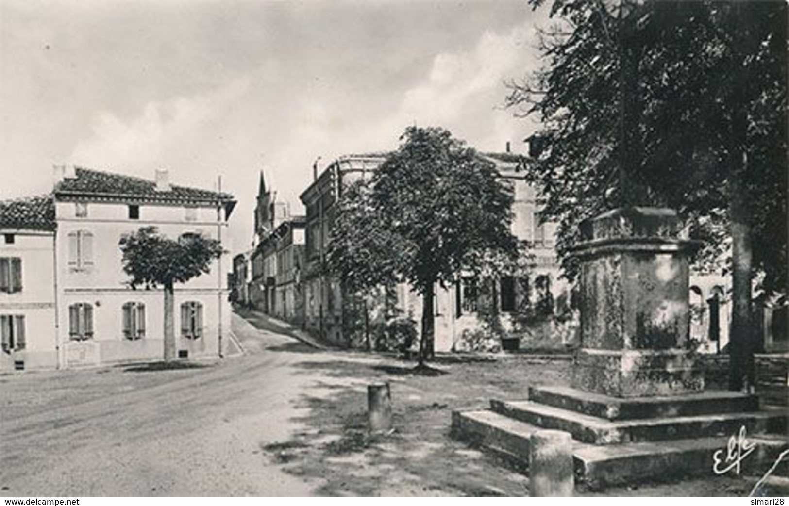 MONTASTRUC LA CONSELLERE - PLACE D'ORLEANS - Montastruc-la-Conseillère