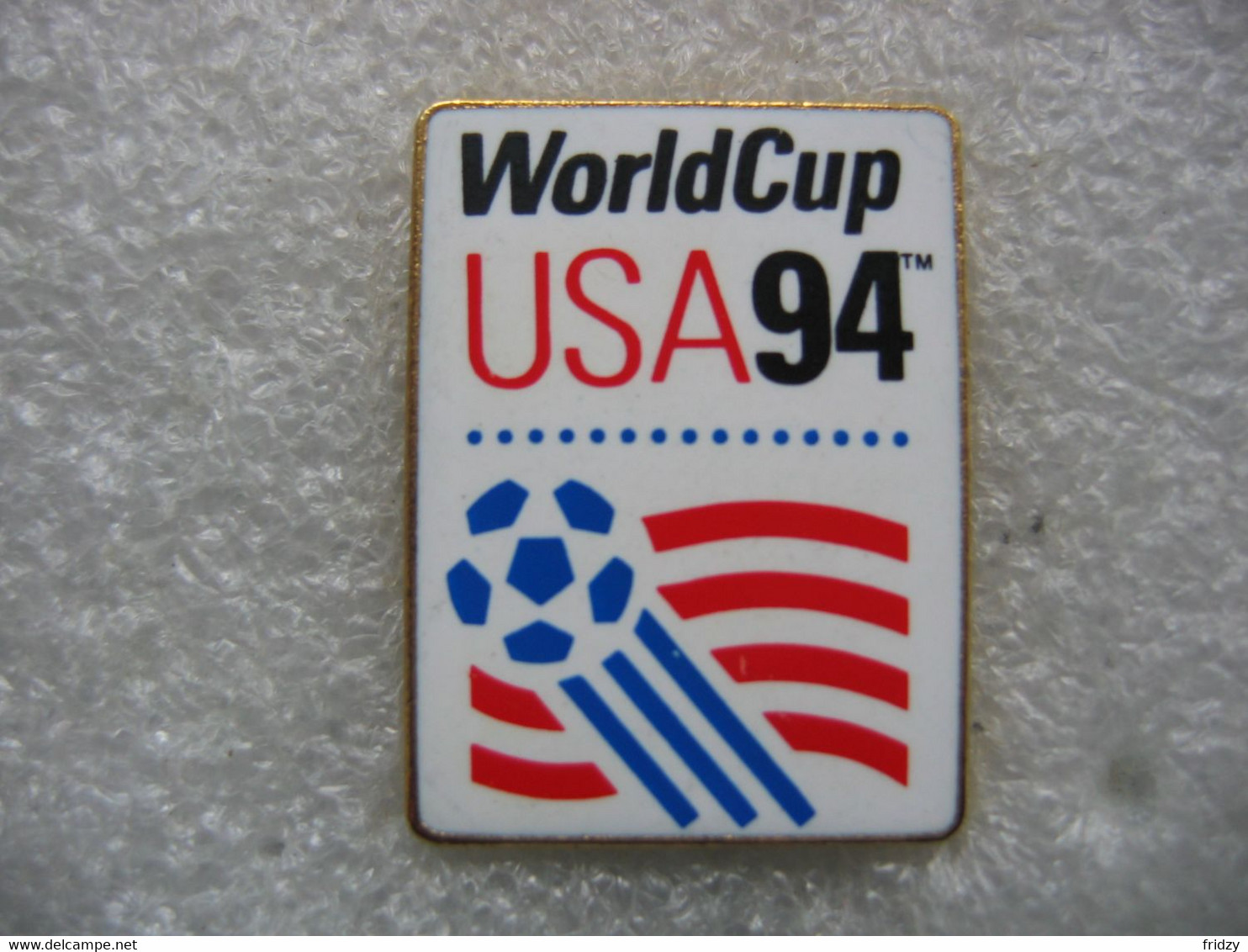 Pin's Coupe Du Monde De Football USA 94 - Calcio