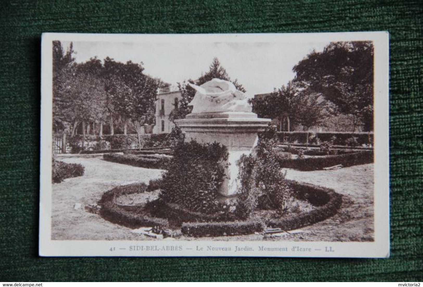 SIDI BEL ABBES - Le Nouveau Jardin, Monument D'ICARE. - Sidi-bel-Abbes