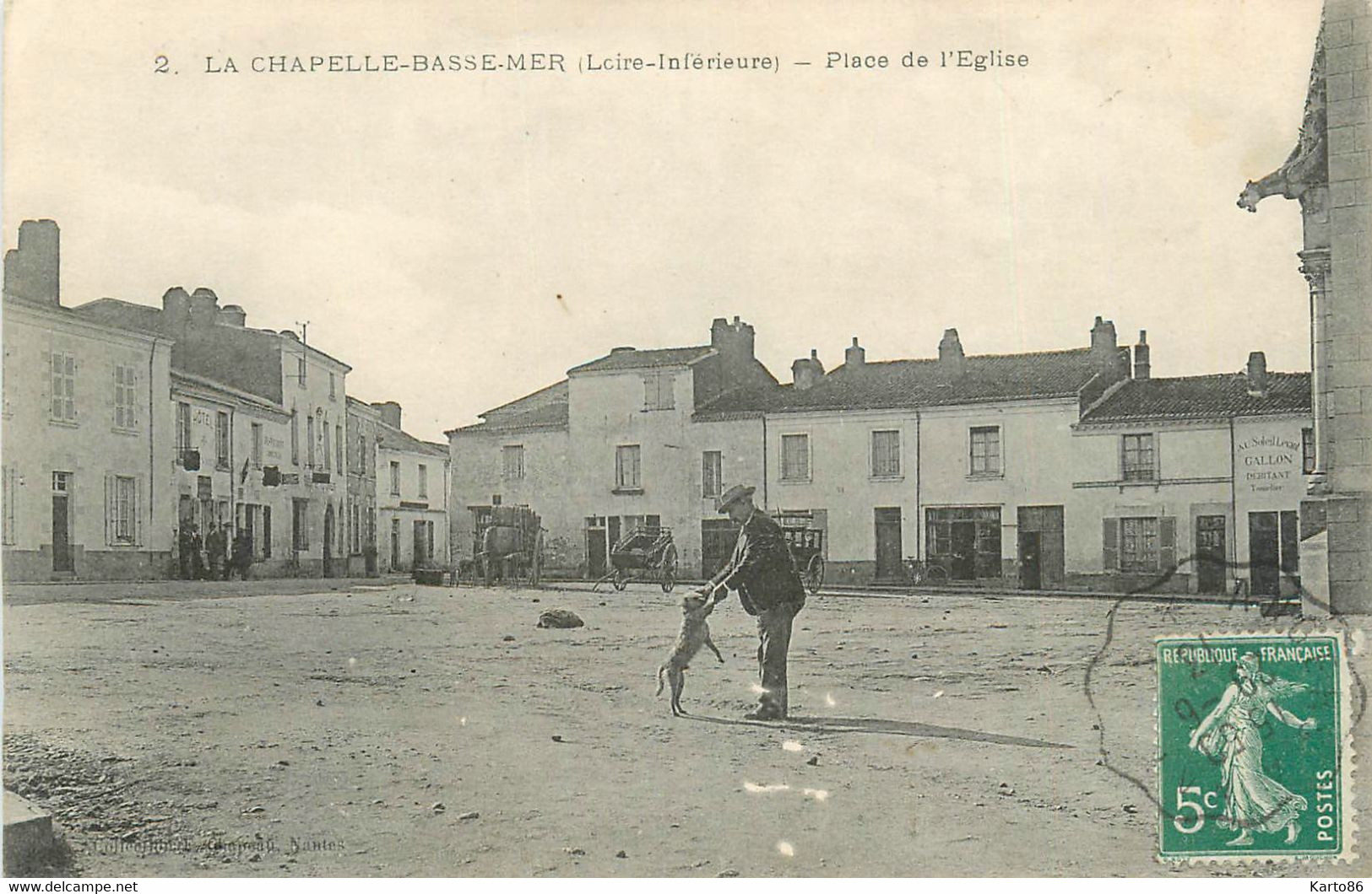 La Chapelle Basse Mer * Débit De Tabac Tabacs Hôtel , Place De L'église - La Chapelle Basse-Mer