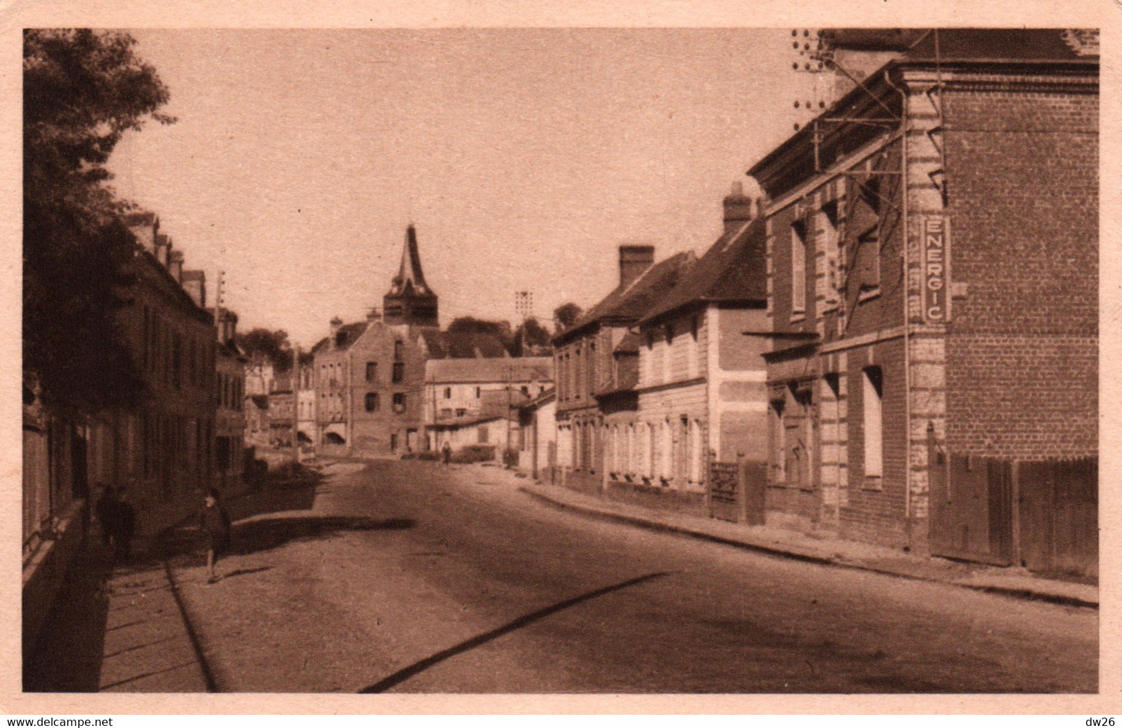 Londinières (Seine-Inférieure) Entrée Du Village, Rue Du Pont De Pierre - Edition M. Gorin, Carte Non Circulée - Londinières