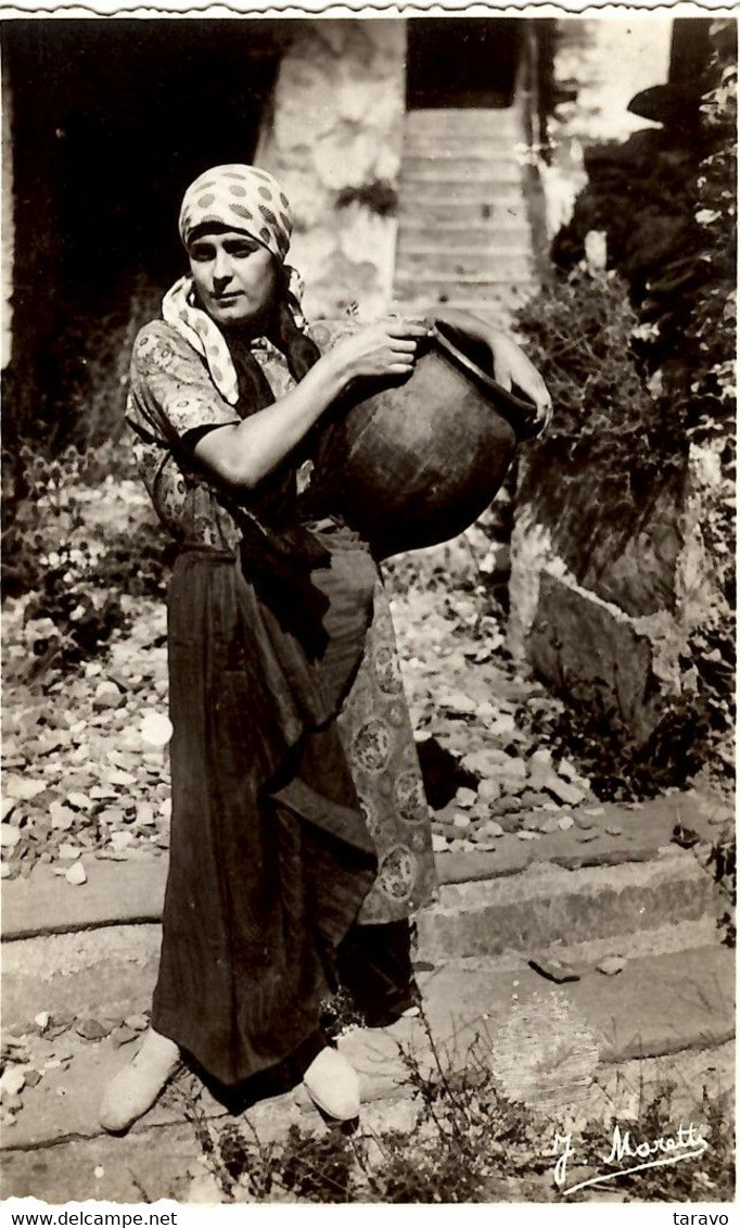 CORSE - TYPE DE JEUNE FEMME ALLANT A LA FONTAINE (Région Du Cap Corse) - Sonstige & Ohne Zuordnung