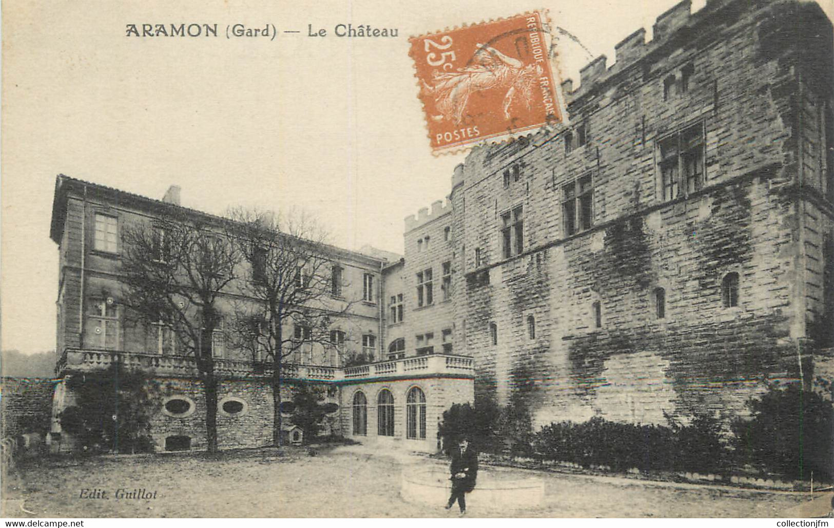 CPA FRANCE 30 " Aramon, Le Château". - Aramon