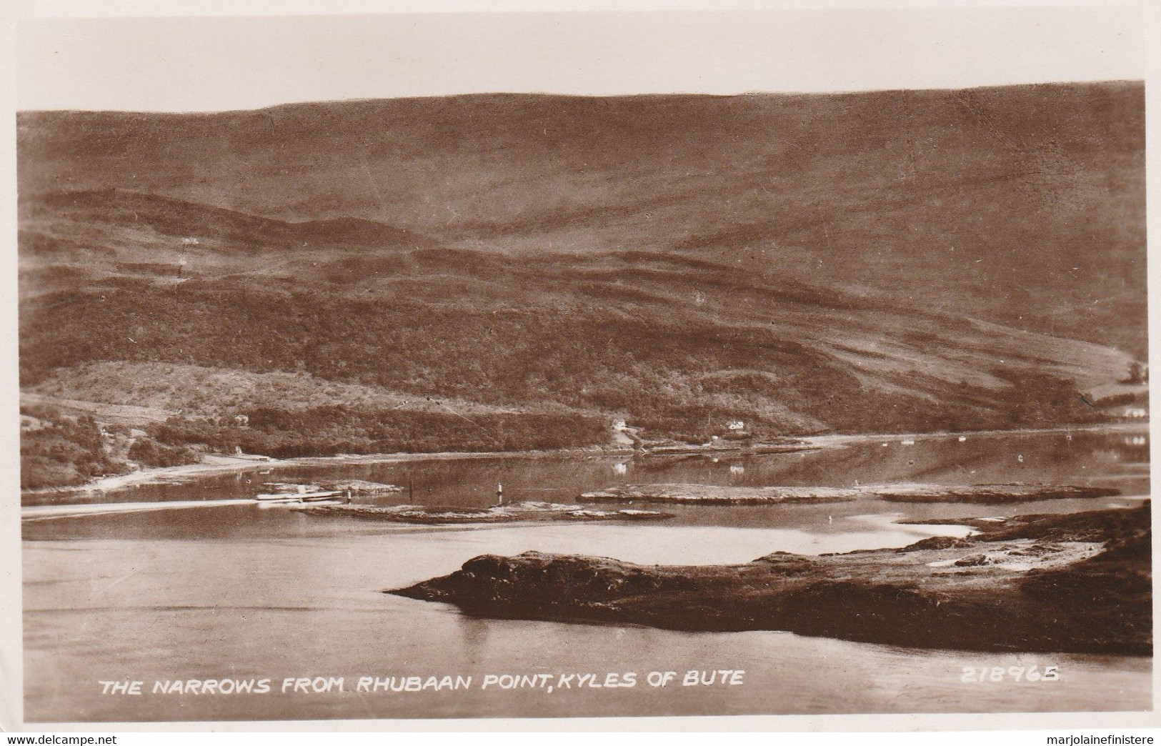 KYLES OF BUTE - The Narrows From Rhubaan Point. Valentine's Post Card. Valentine & Sons. Real Photograph. N° 218965 - Bute