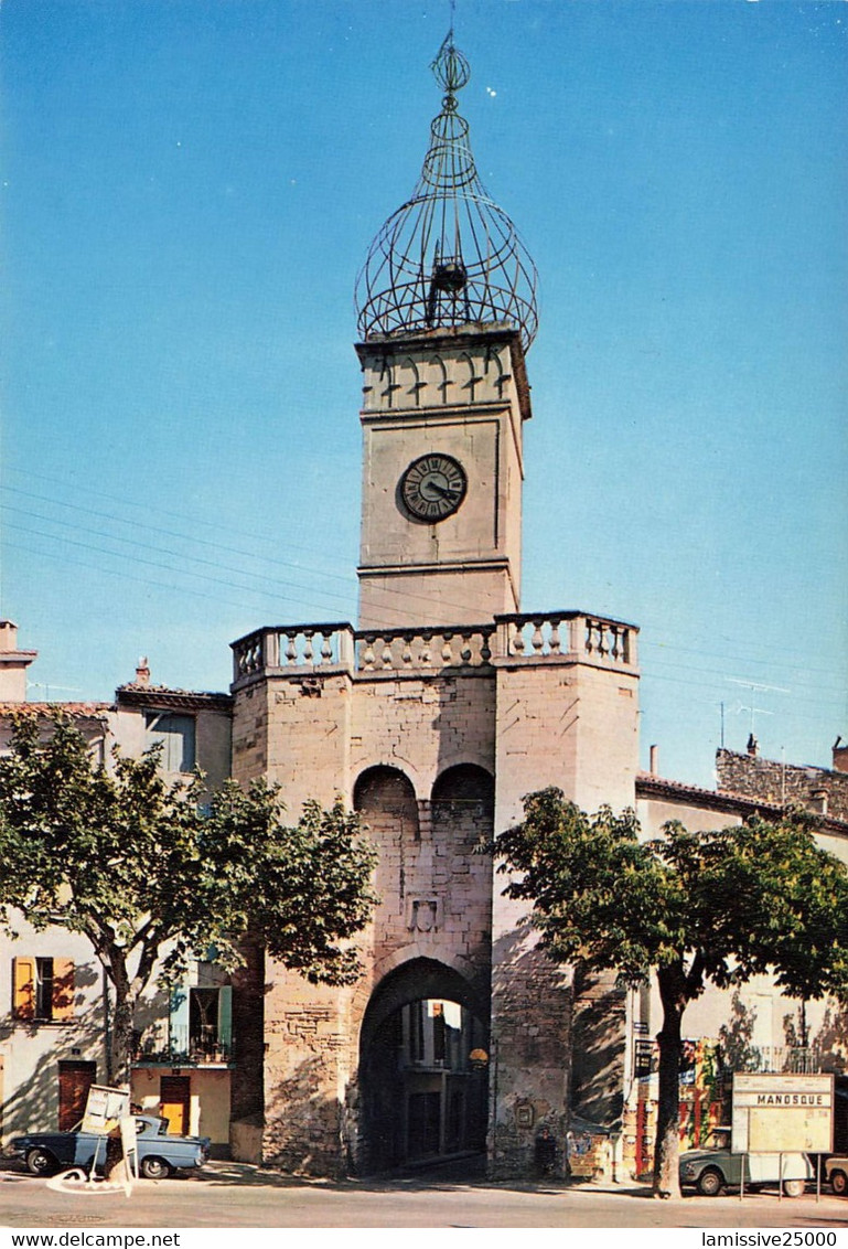 04 Manosque église Saint Sauveur Voiture Automobile 2CV Citroen - Manosque