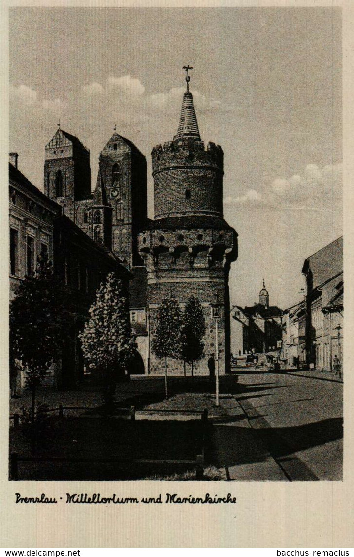 PRENZLAU  Mitteltorturm Und Marienkirche - Prenzlau