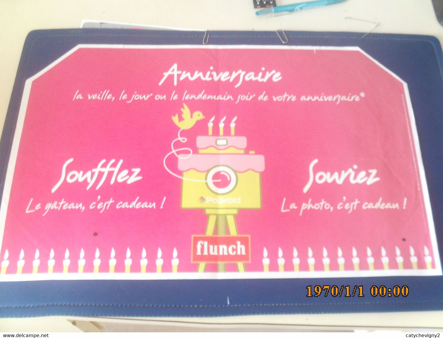 SET TABLE PUBLICITAIRE  EN PAPIER   RESTAURANTS FLUNCH  ANNIVERSAIRE SOUFFLEZ SOURIEZ - Werbeservietten