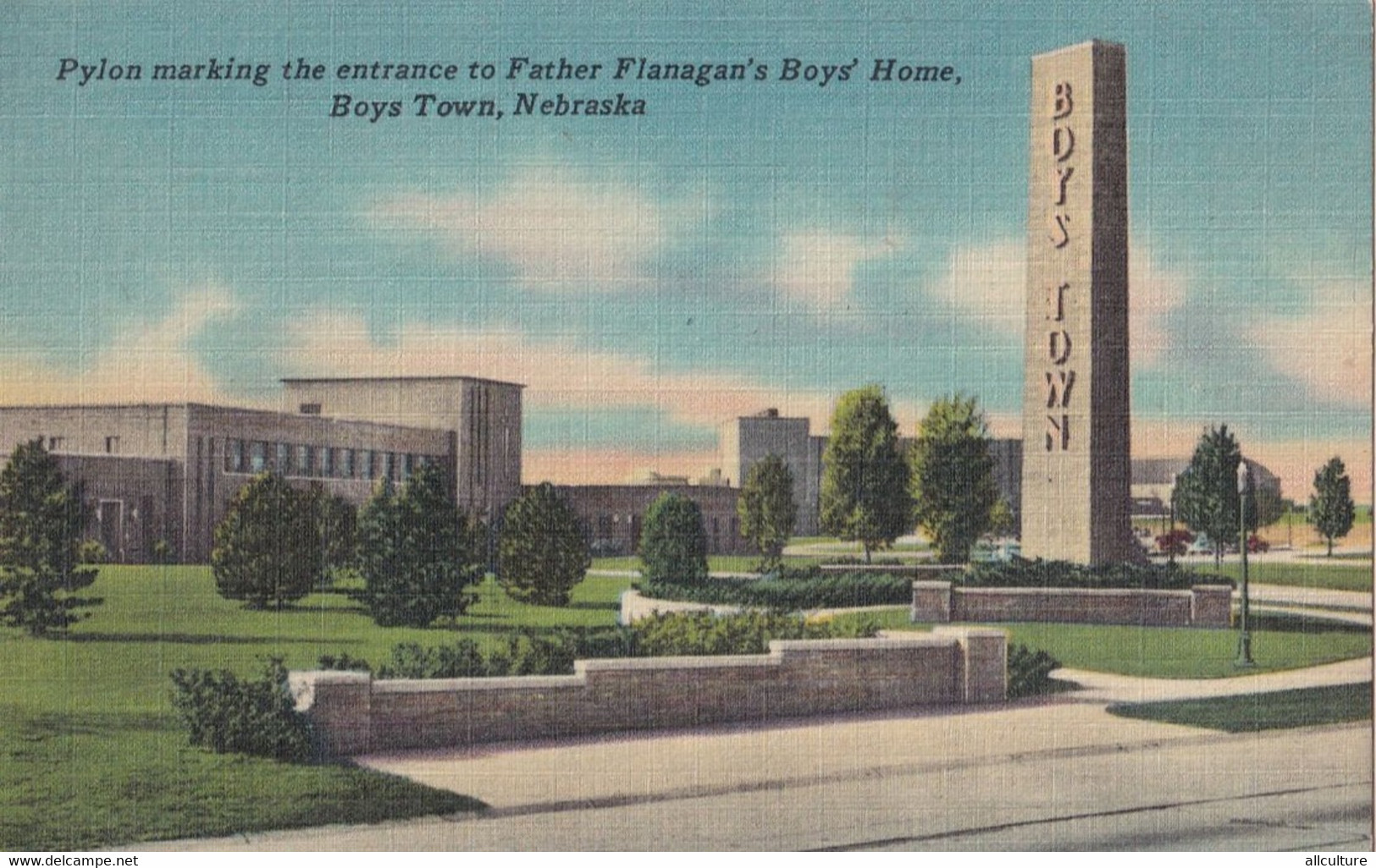 A3980-  Pylon Marking The Entrance To Father Flanagan's Boys' Home, Boys Town, Omaha Nebraska USA Unused Postcard - Omaha