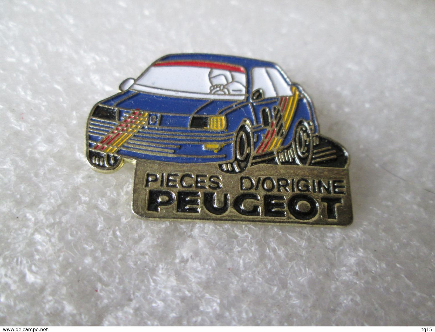 PIN'S   PEUGEOT  309    RALLYE  PIECES D ORIGINE - Peugeot