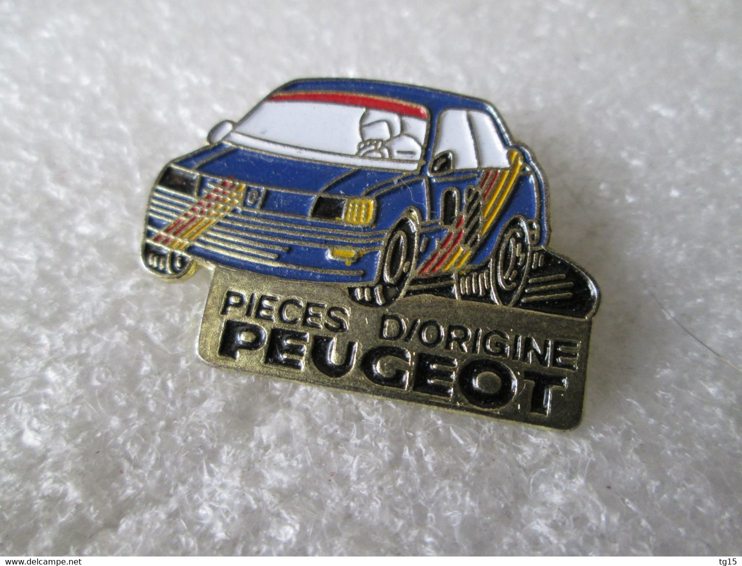PIN'S   PEUGEOT  309    RALLYE  PIECES D ORIGINE - Peugeot