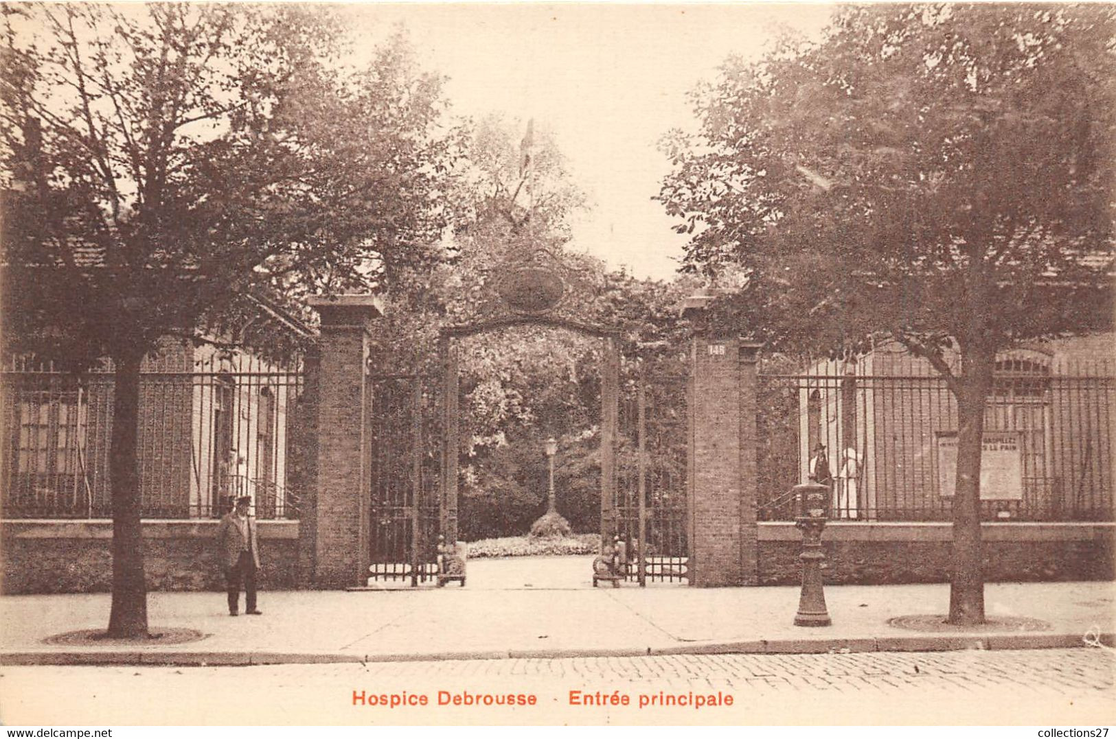 PARIS-75020- LOT DE 19 CARTES POSTALES DE HOSPICE DEBROUSSE