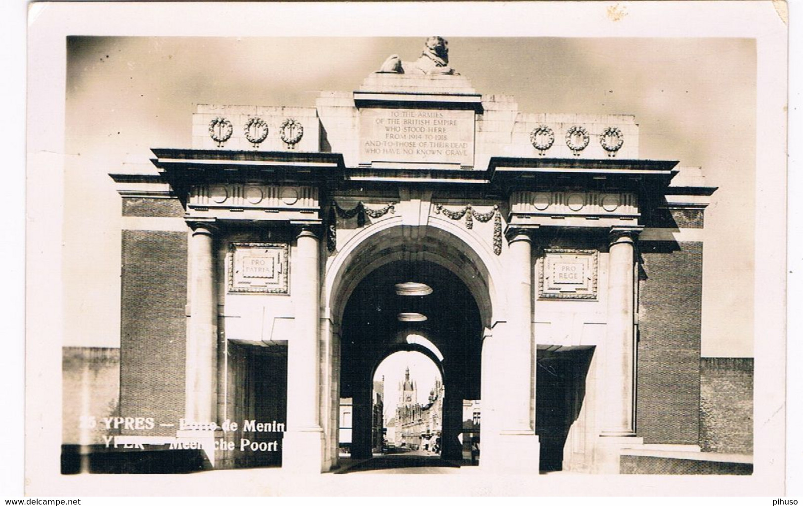 B-8209   YPRES : Porte De Menin - Ieper