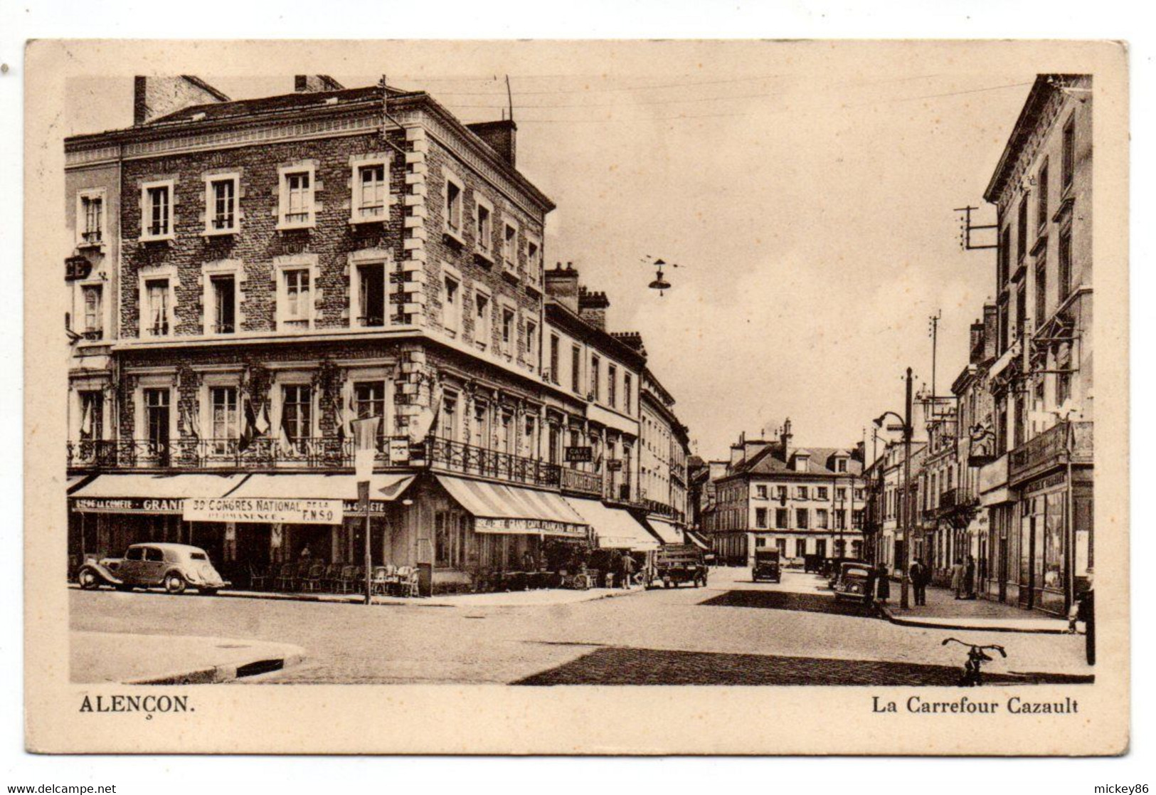 ALENCON --1948 -- Le Carrefour Cazault ( Petite Animation , Voiture Citroen Traction )..timbre..cachet....à Saisir - Alencon